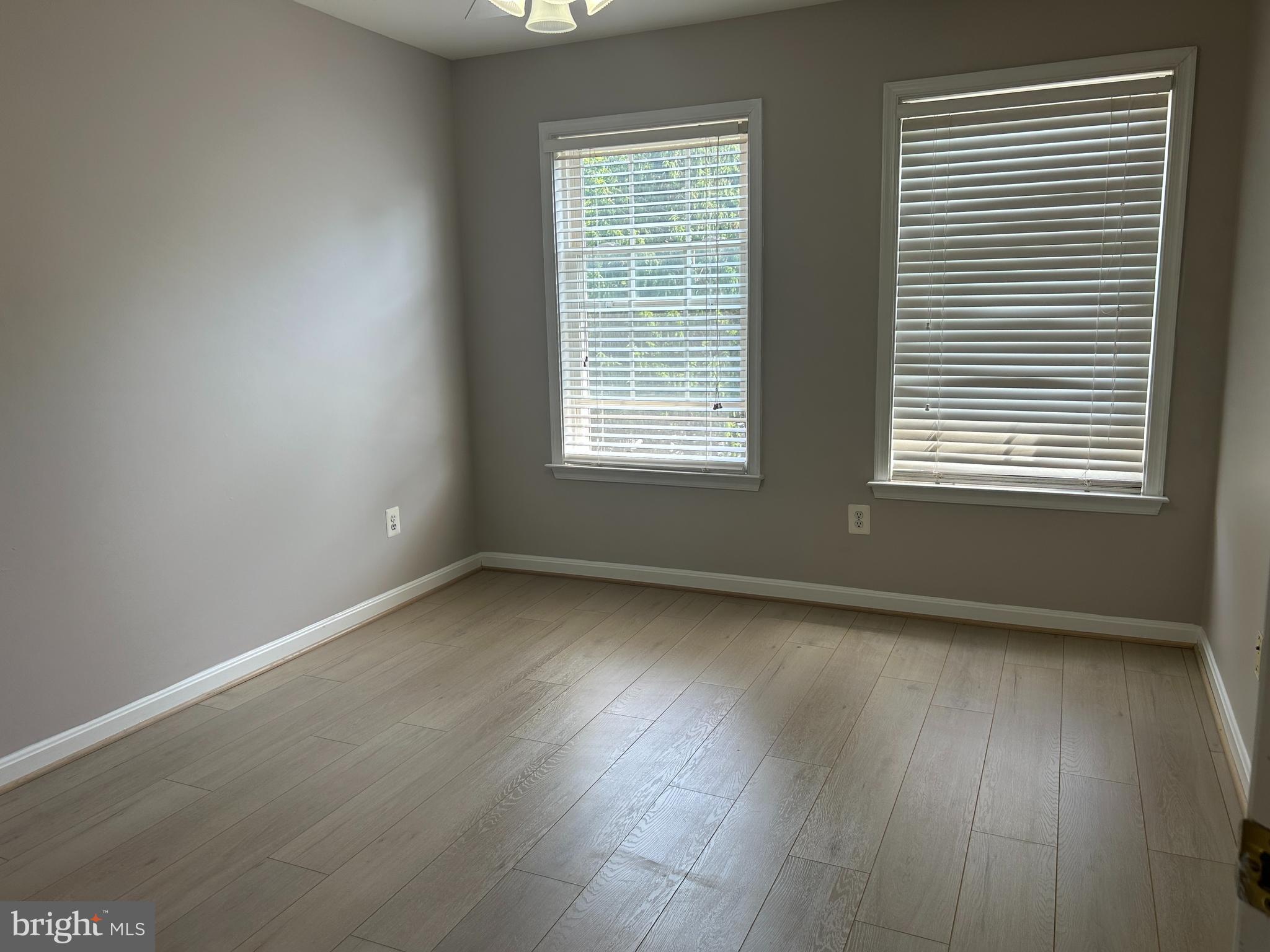 MEDINAH HOMES - Residential
