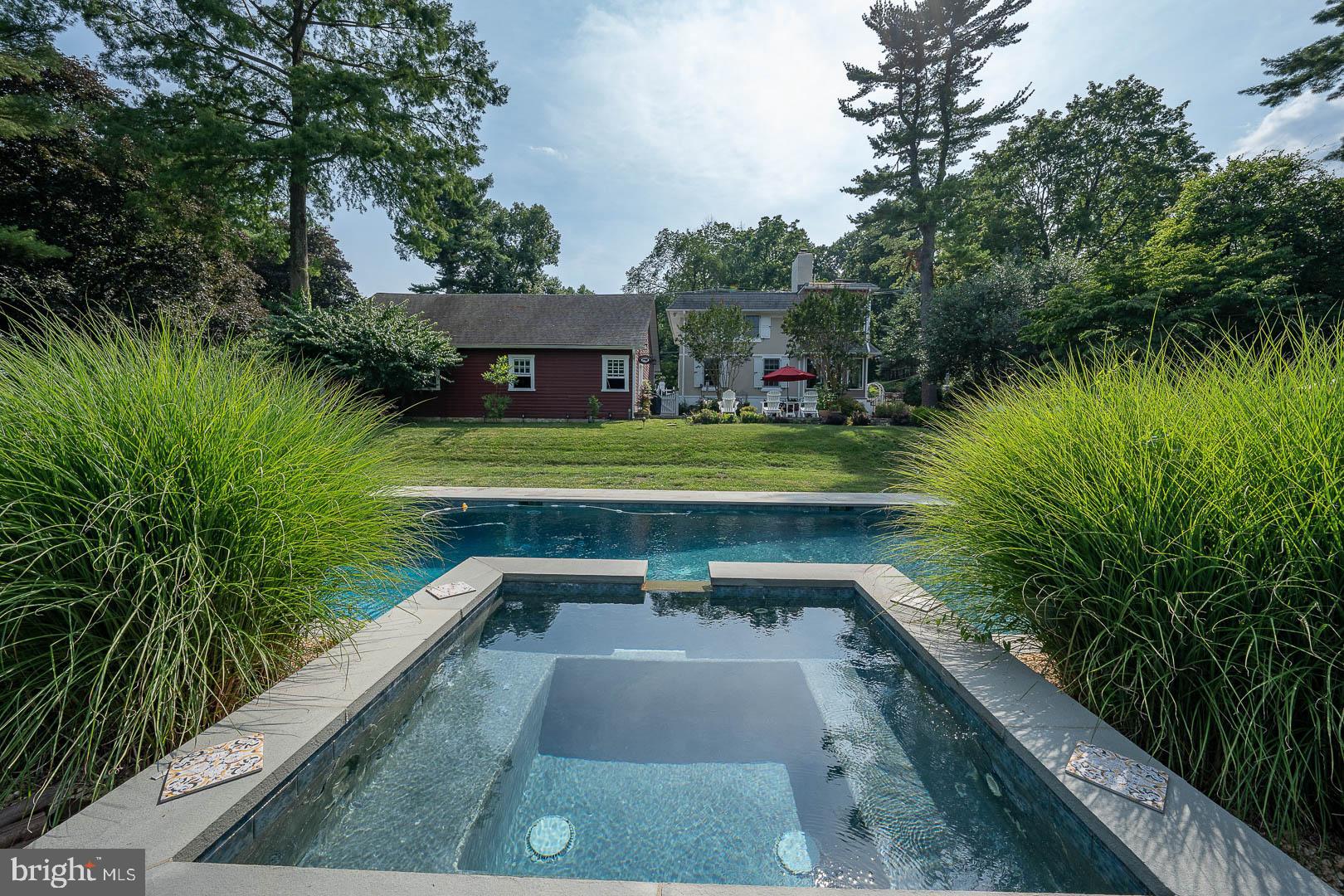 SOUTH WAYNE - Residential