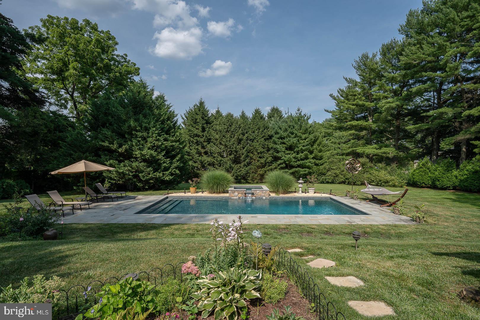 SOUTH WAYNE - Residential