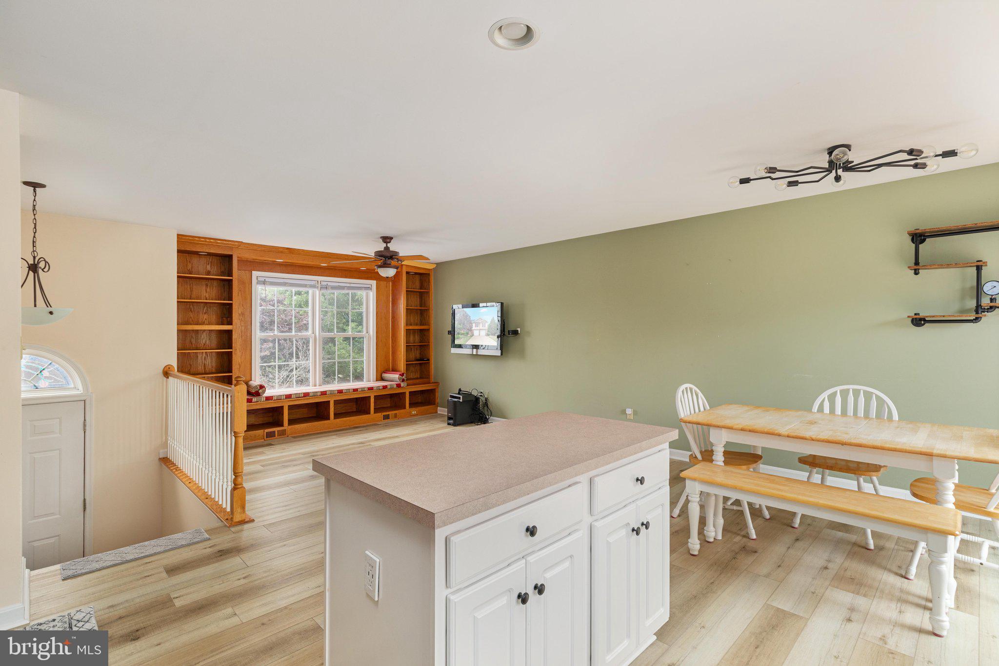 CANTER ESTATES - Residential