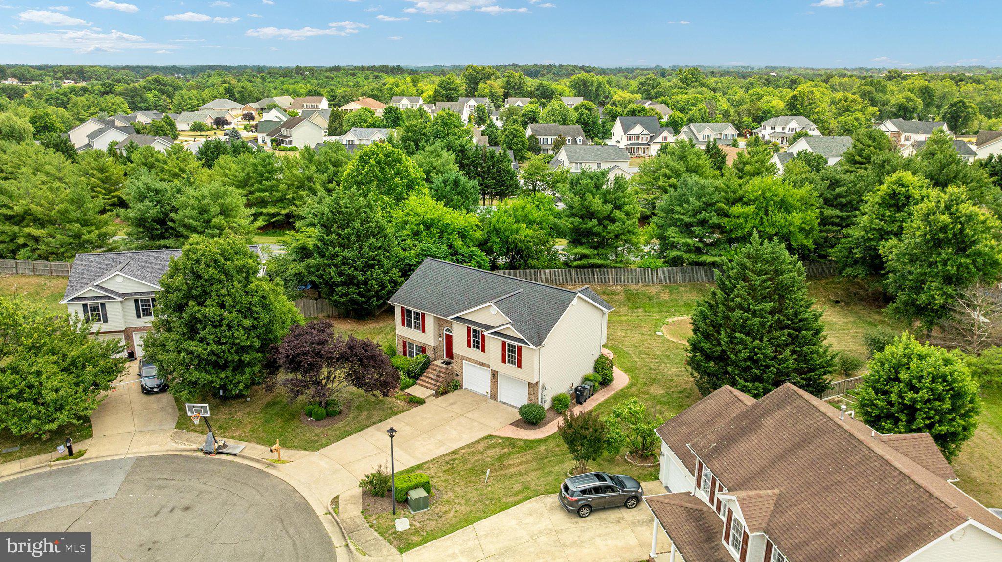 CANTER ESTATES - Residential