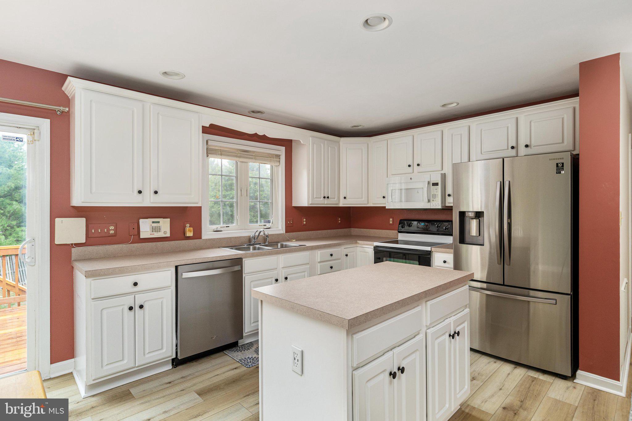CANTER ESTATES - Residential