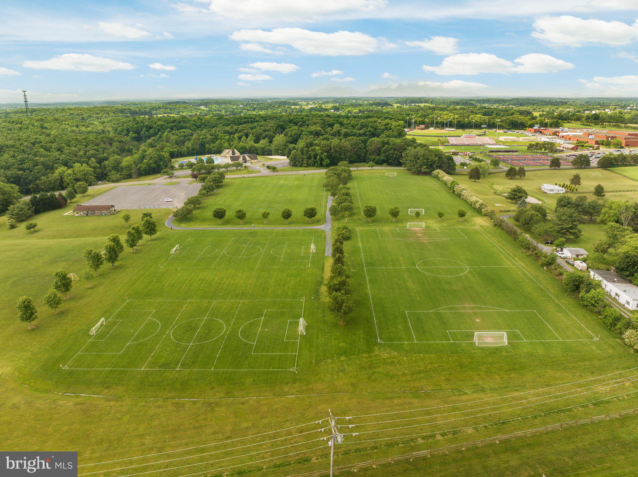 CANTER ESTATES - Residential