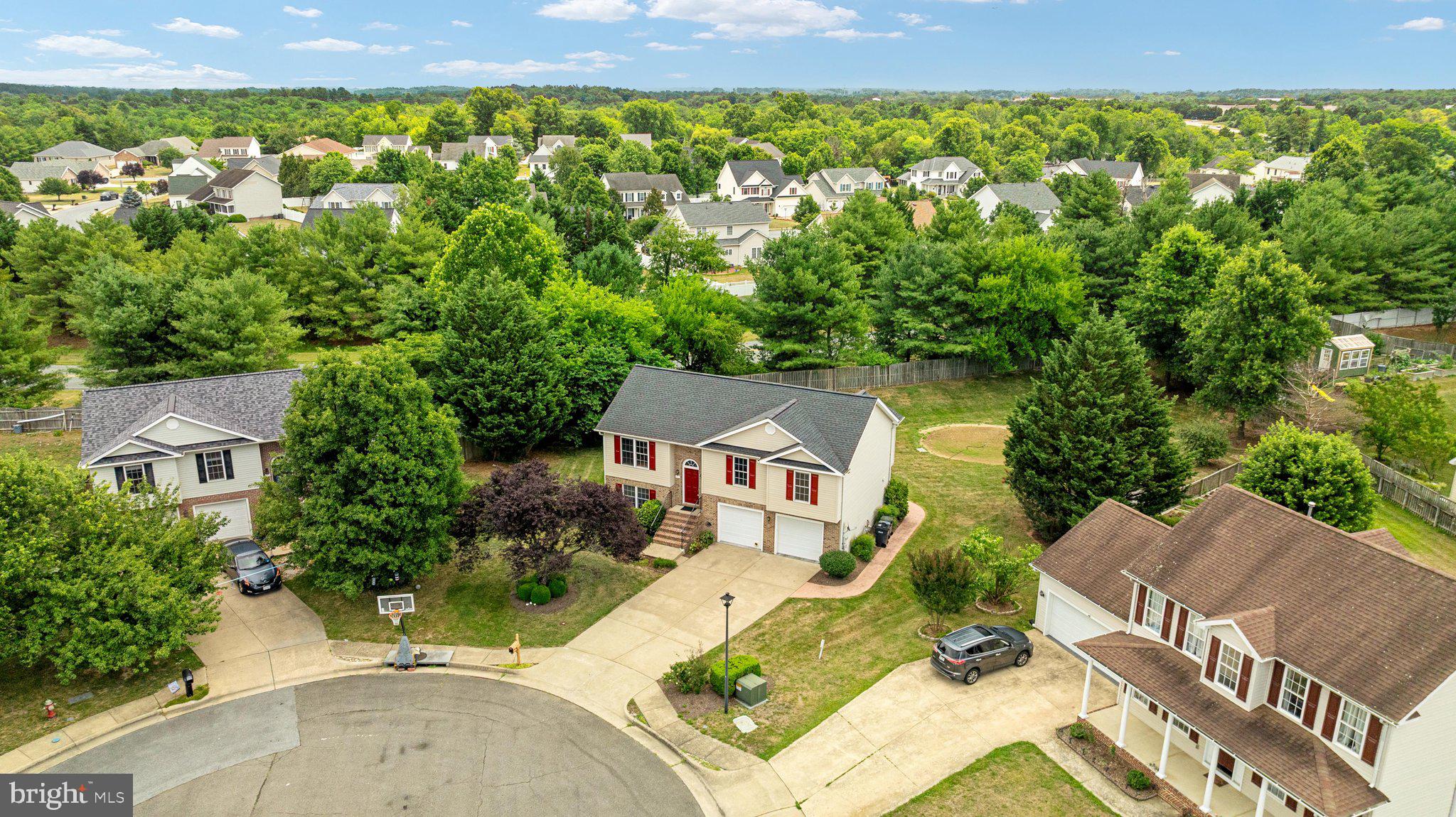 CANTER ESTATES - Residential