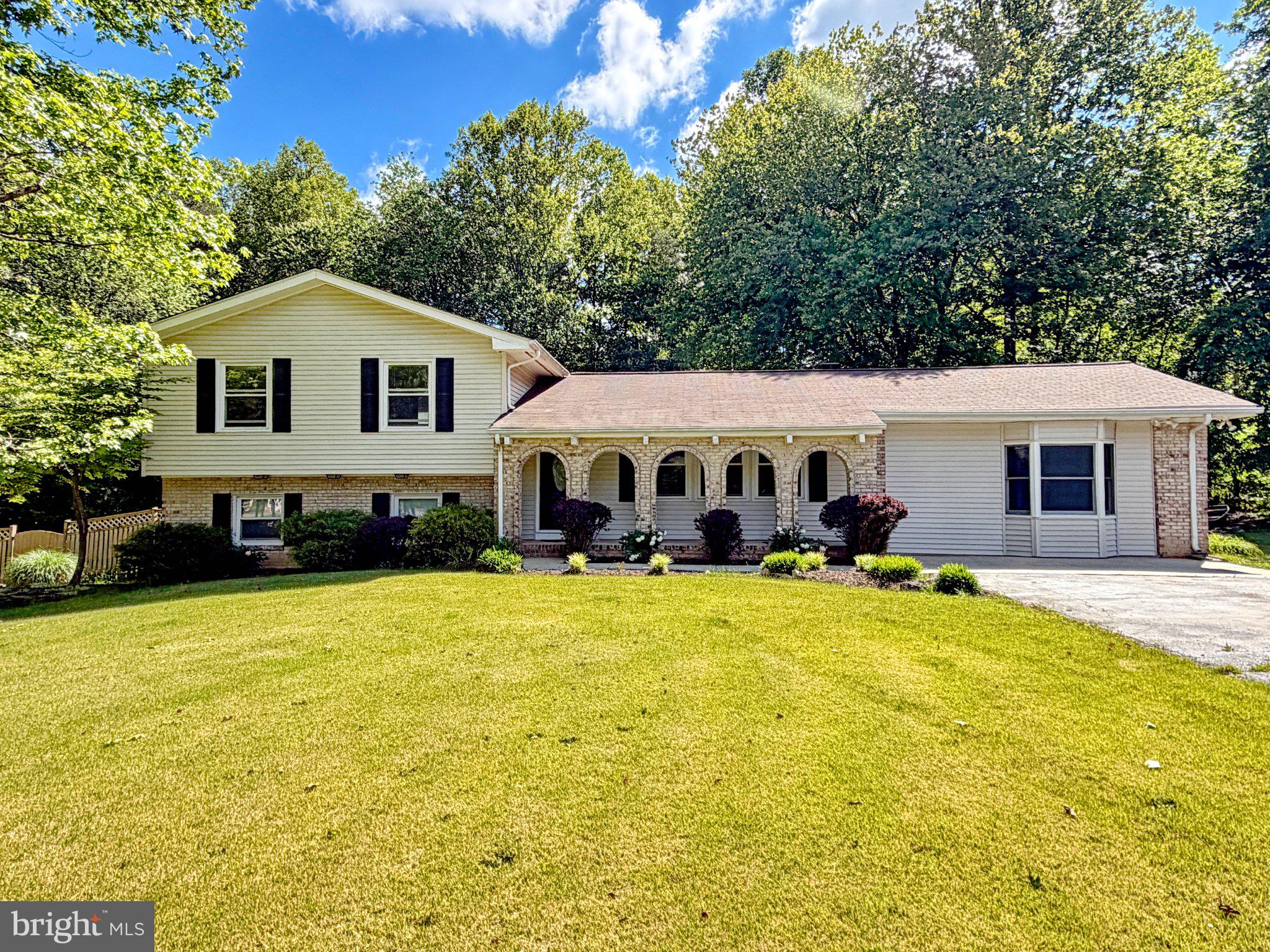 BRIAR RIDGE - Residential