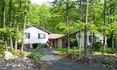 GREENE KNOLLS - Residential