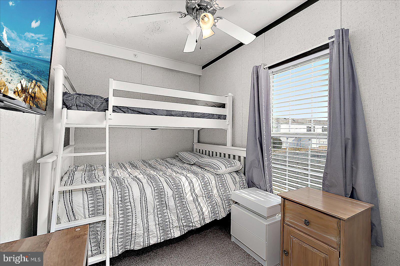 SALT LIFE PARK LLC - Residential