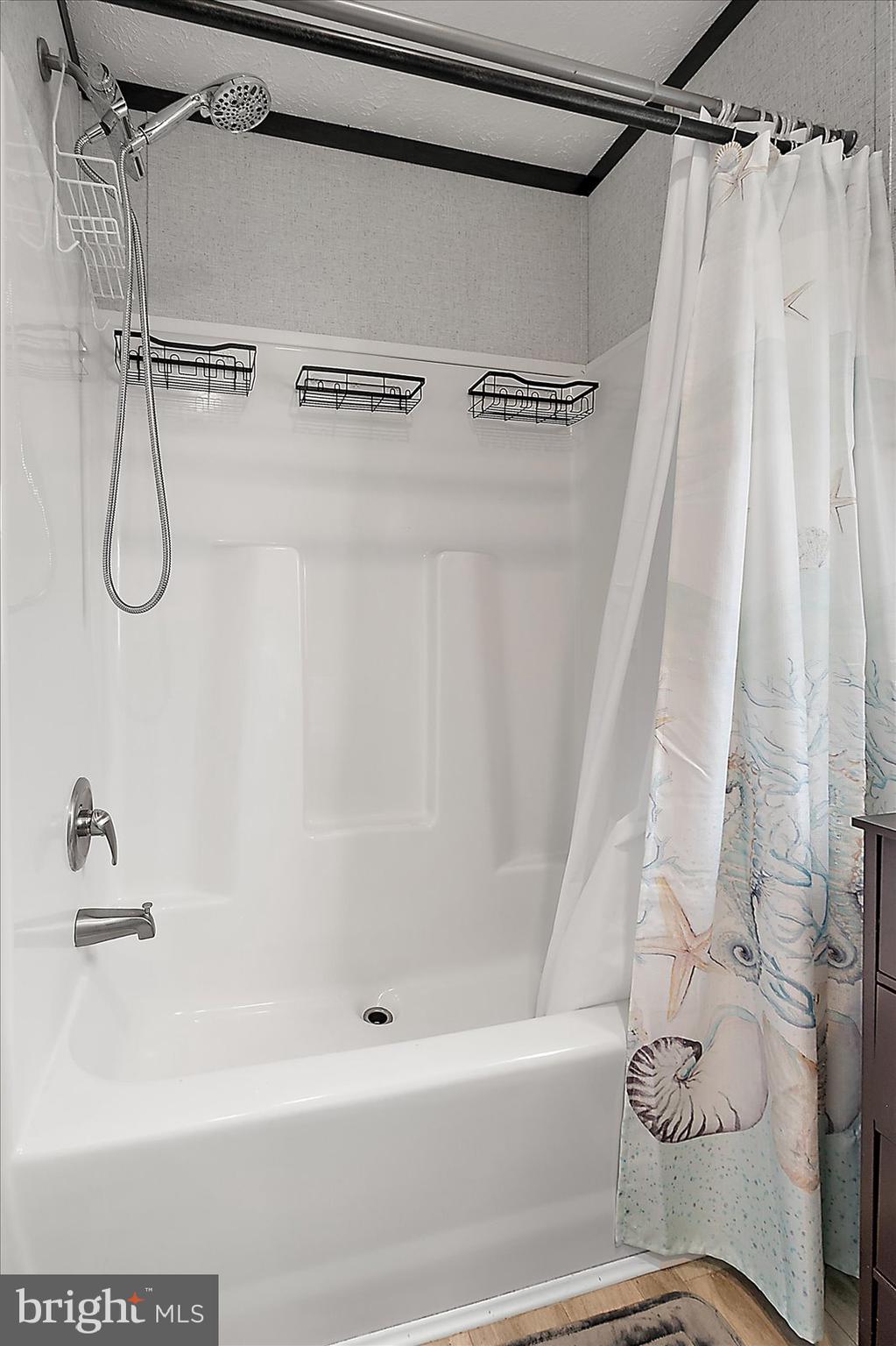 SALT LIFE PARK LLC - Residential