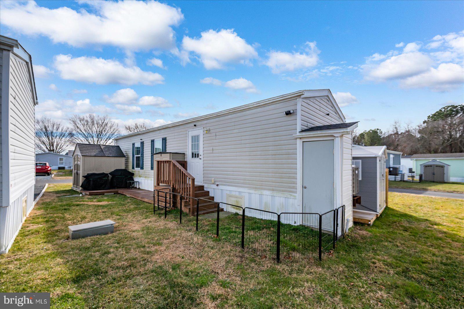 SALT LIFE PARK LLC - Residential