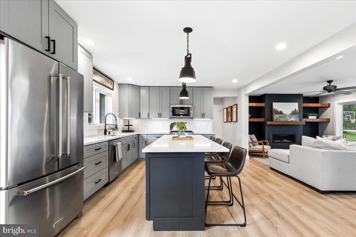 GALESVILLE ESTATES - Residential