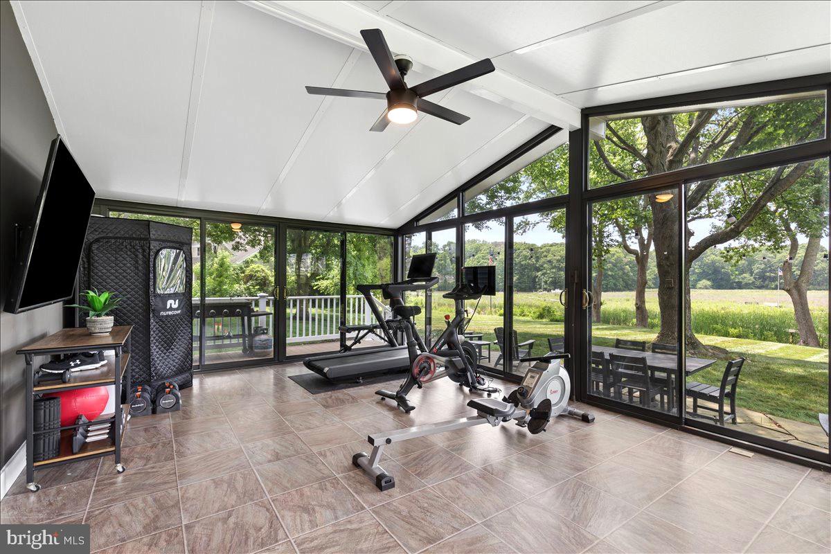 GALESVILLE ESTATES - Residential