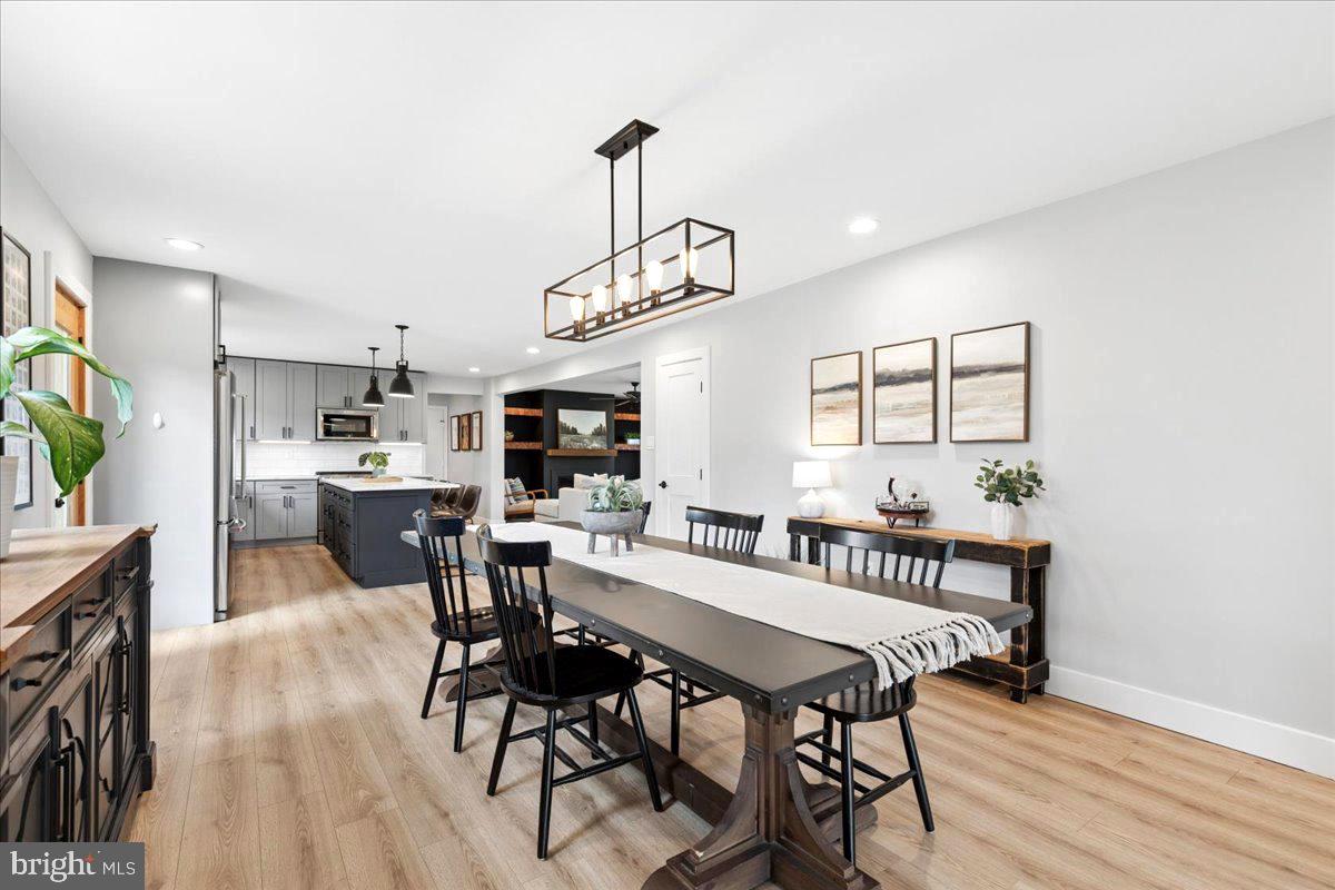 GALESVILLE ESTATES - Residential