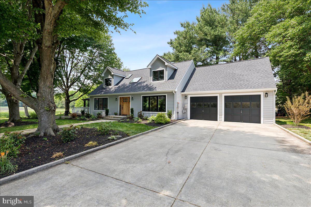 GALESVILLE ESTATES - Residential