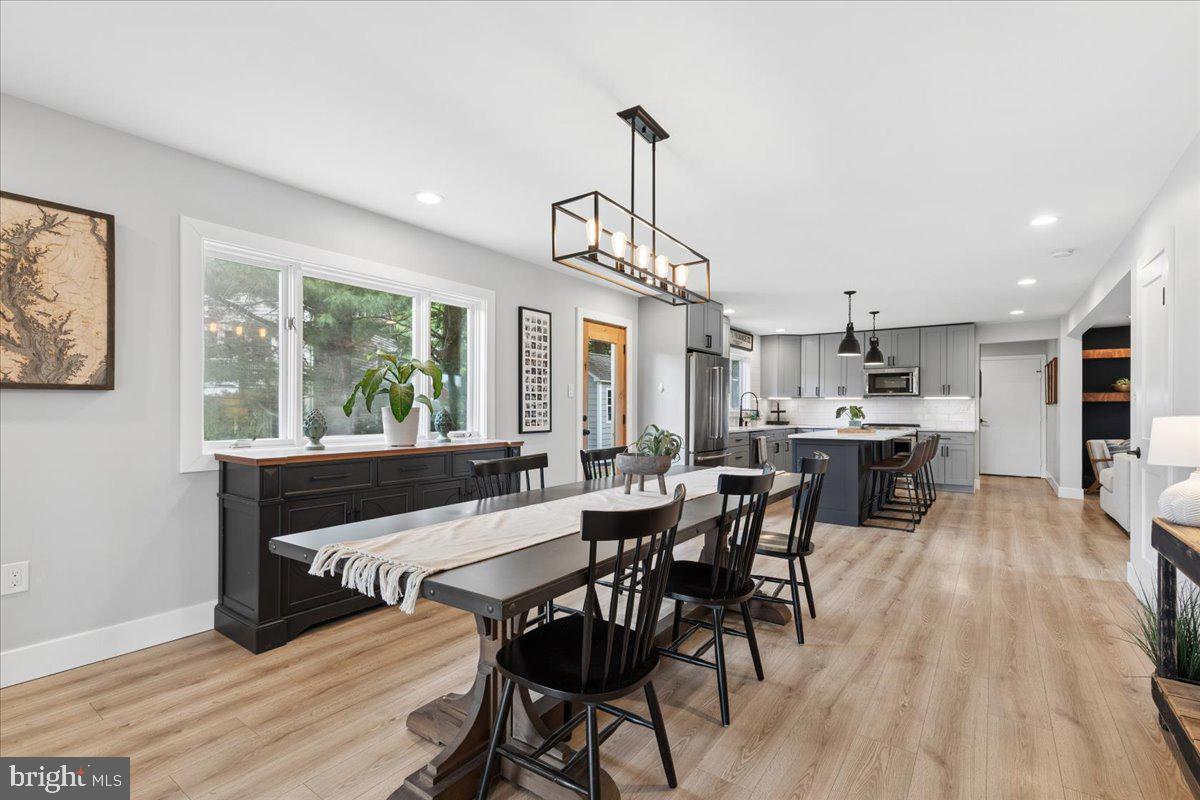 GALESVILLE ESTATES - Residential