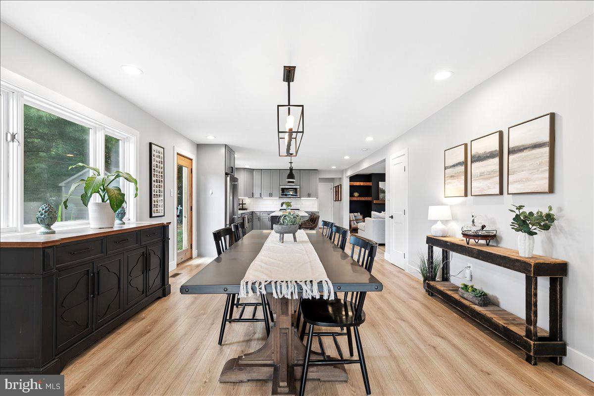 GALESVILLE ESTATES - Residential