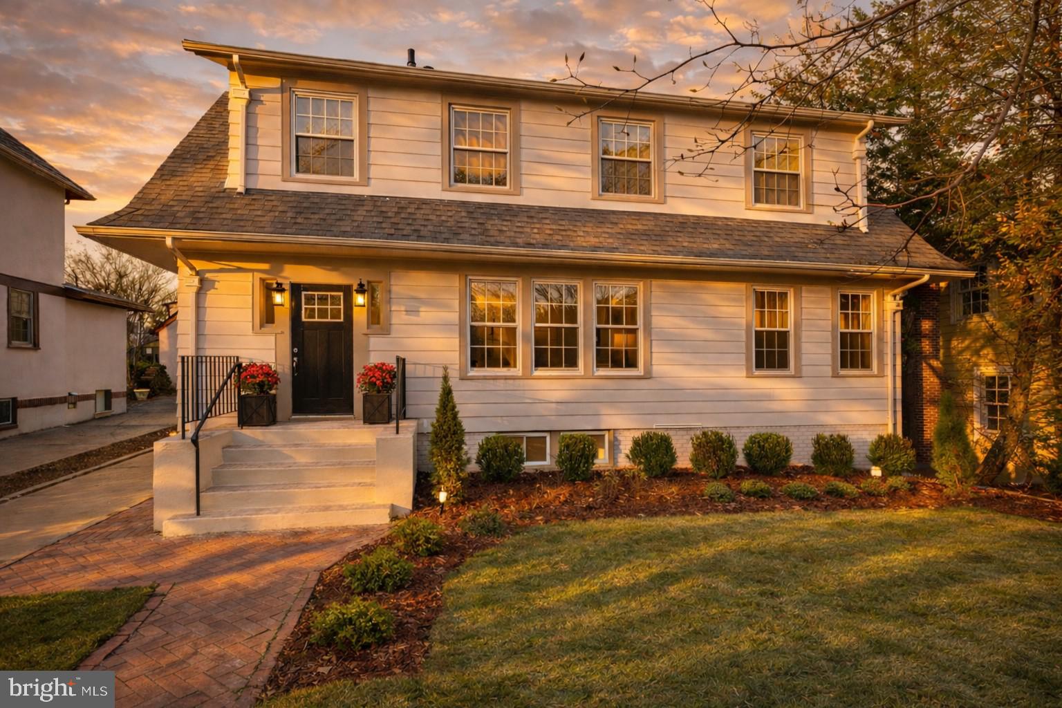 CHEVY CHASE VILLAGE - Residential