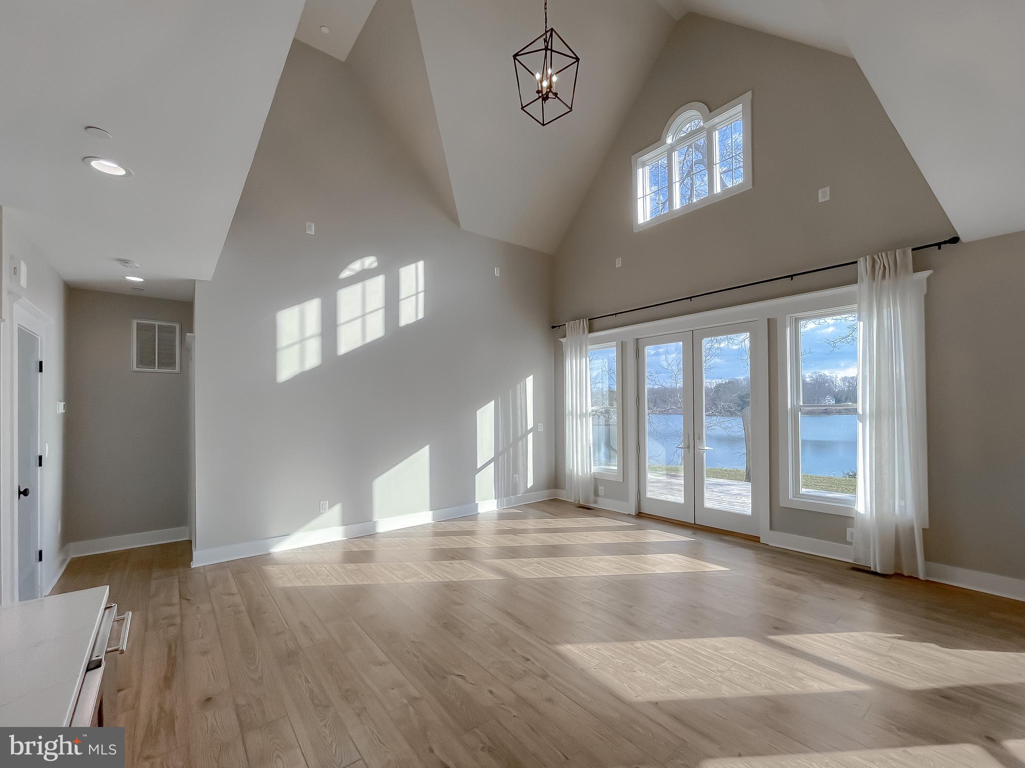 INGLESIDE - Residential Lease