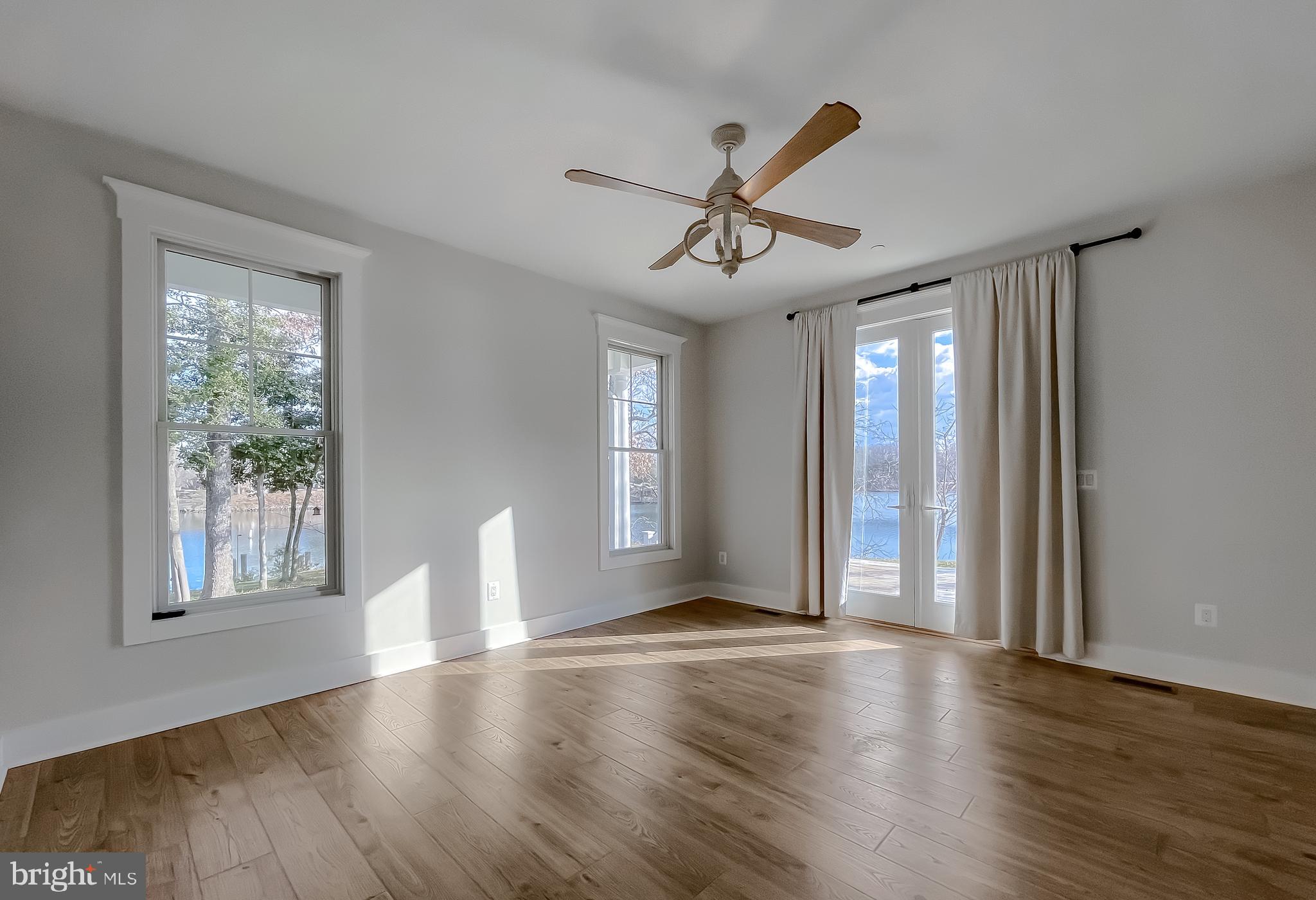 INGLESIDE - Residential Lease