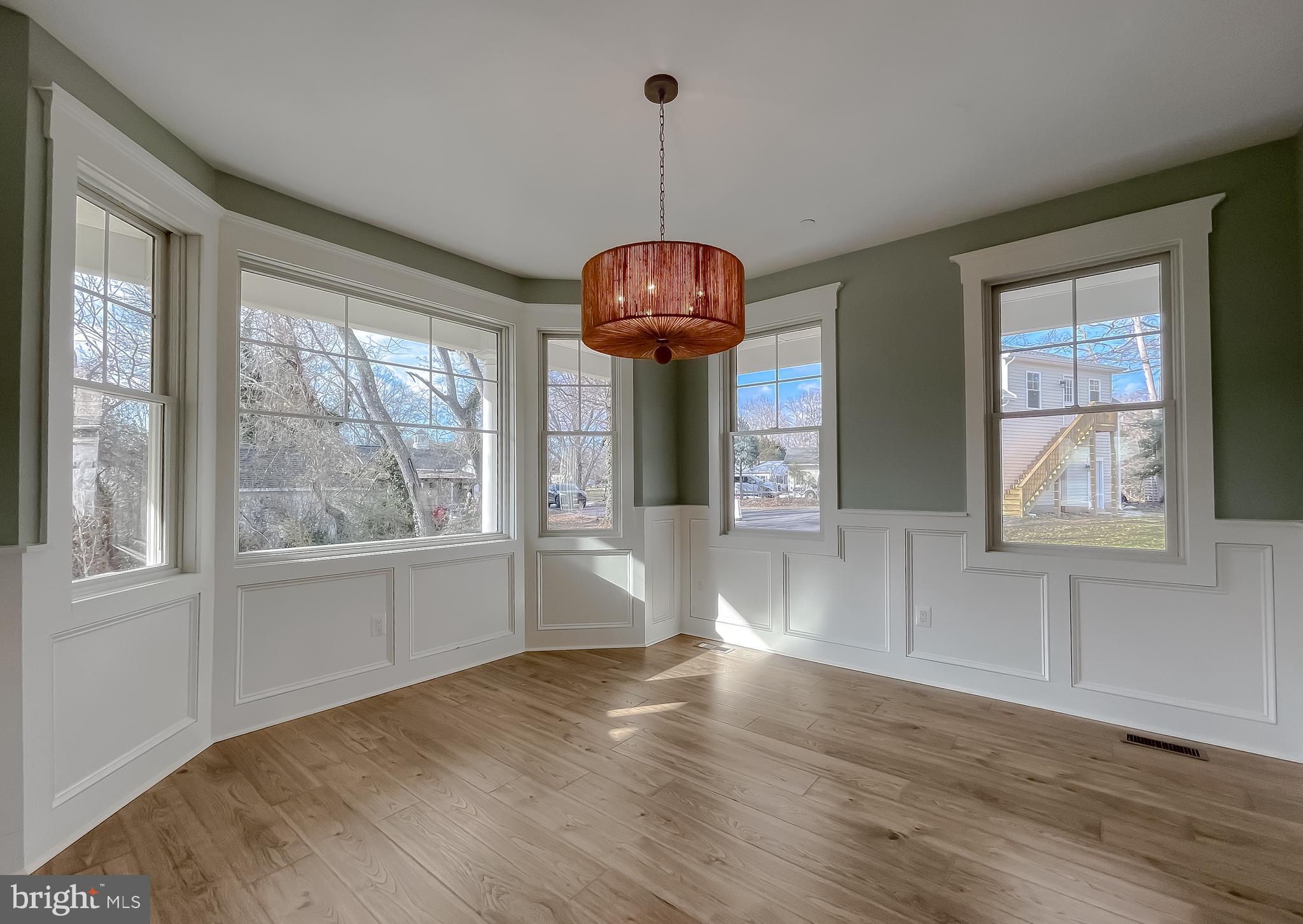 INGLESIDE - Residential Lease