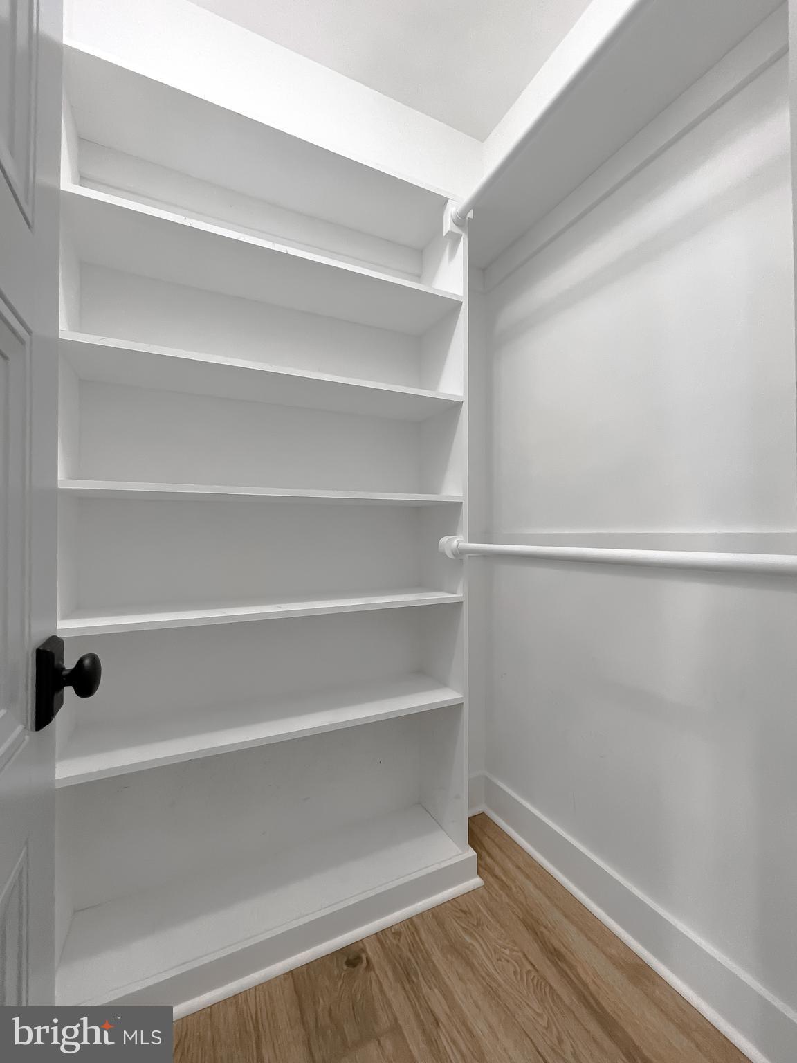 INGLESIDE - Residential Lease