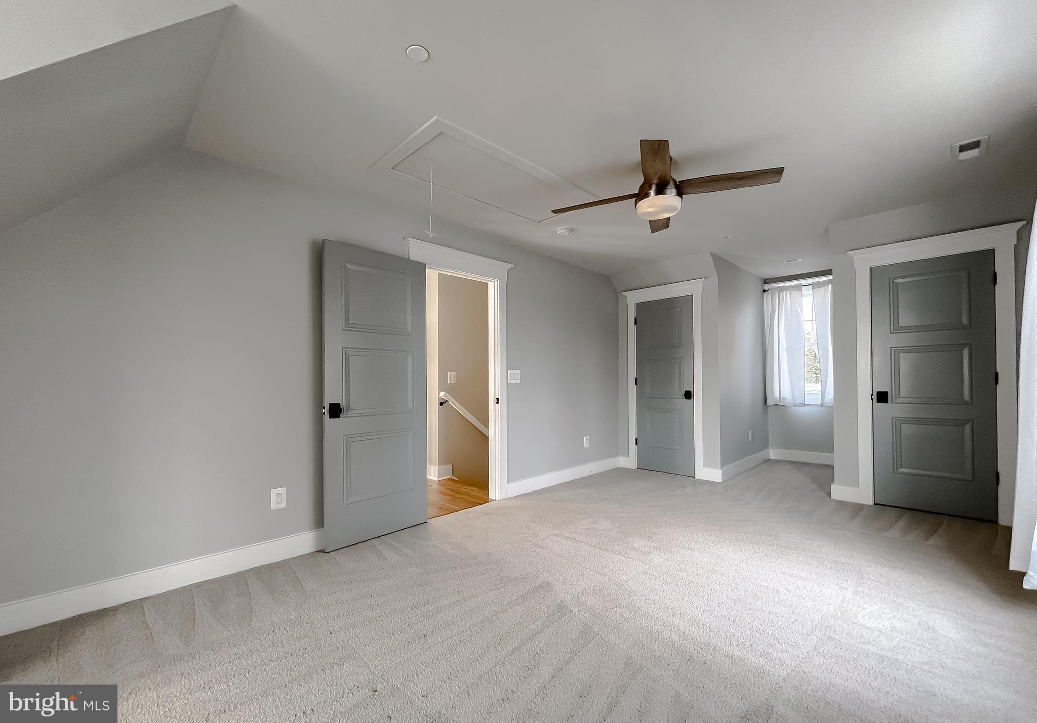 INGLESIDE - Residential Lease