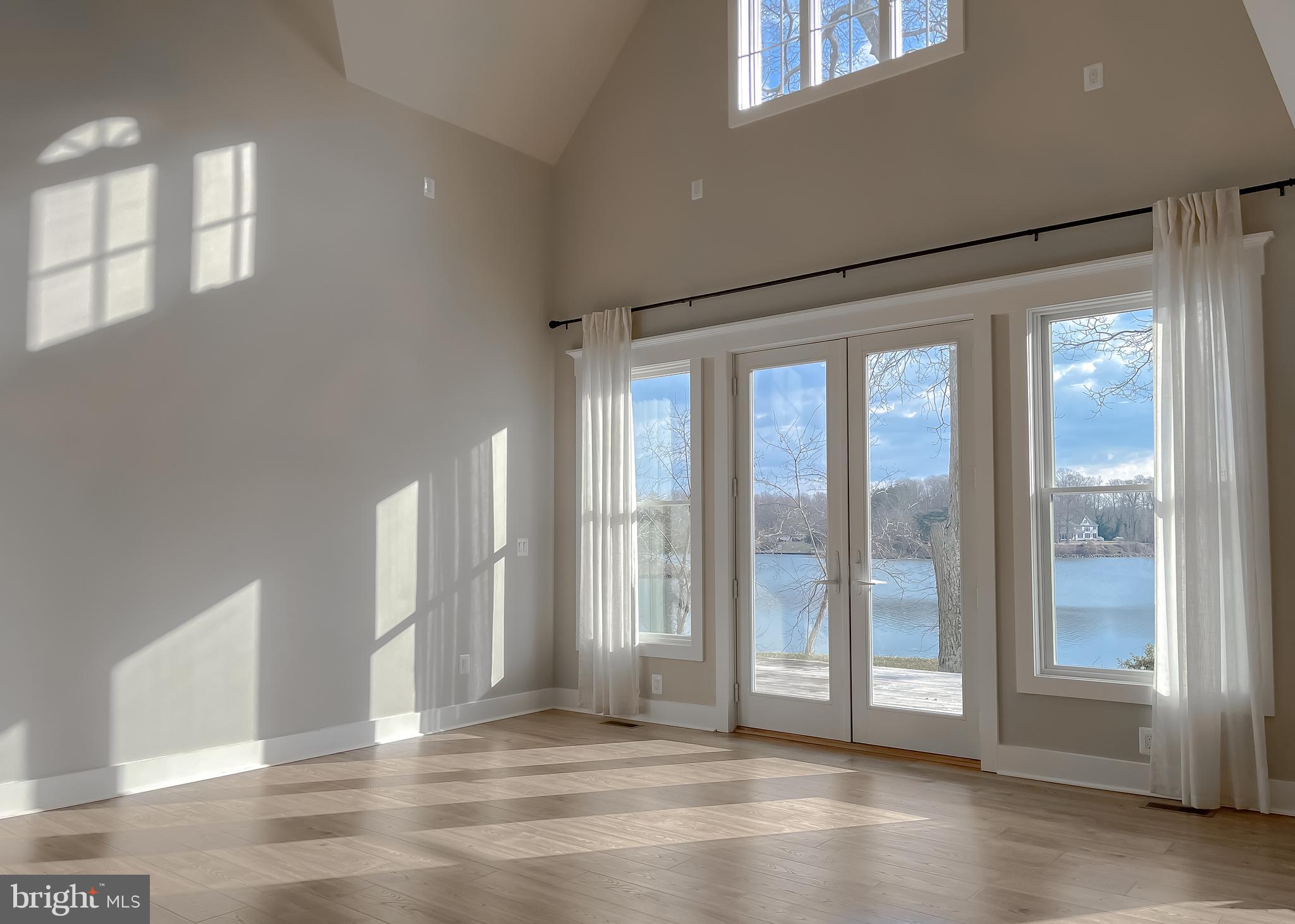INGLESIDE - Residential Lease
