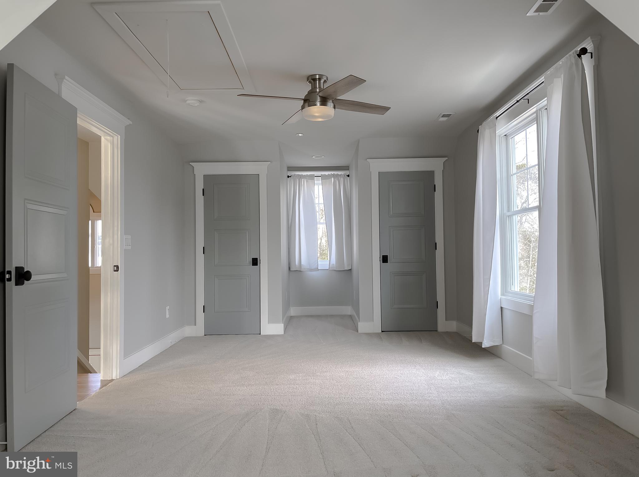 INGLESIDE - Residential Lease
