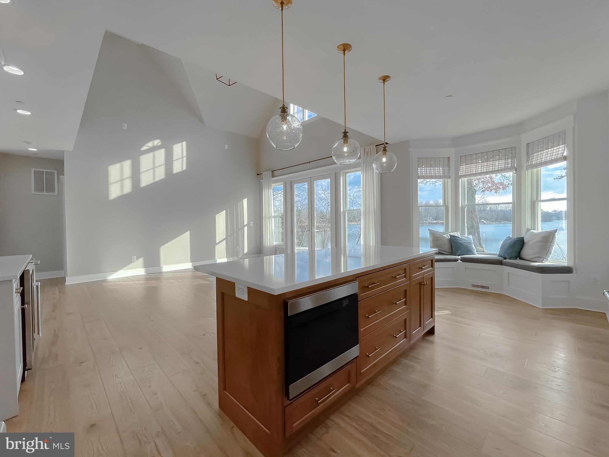 INGLESIDE - Residential Lease