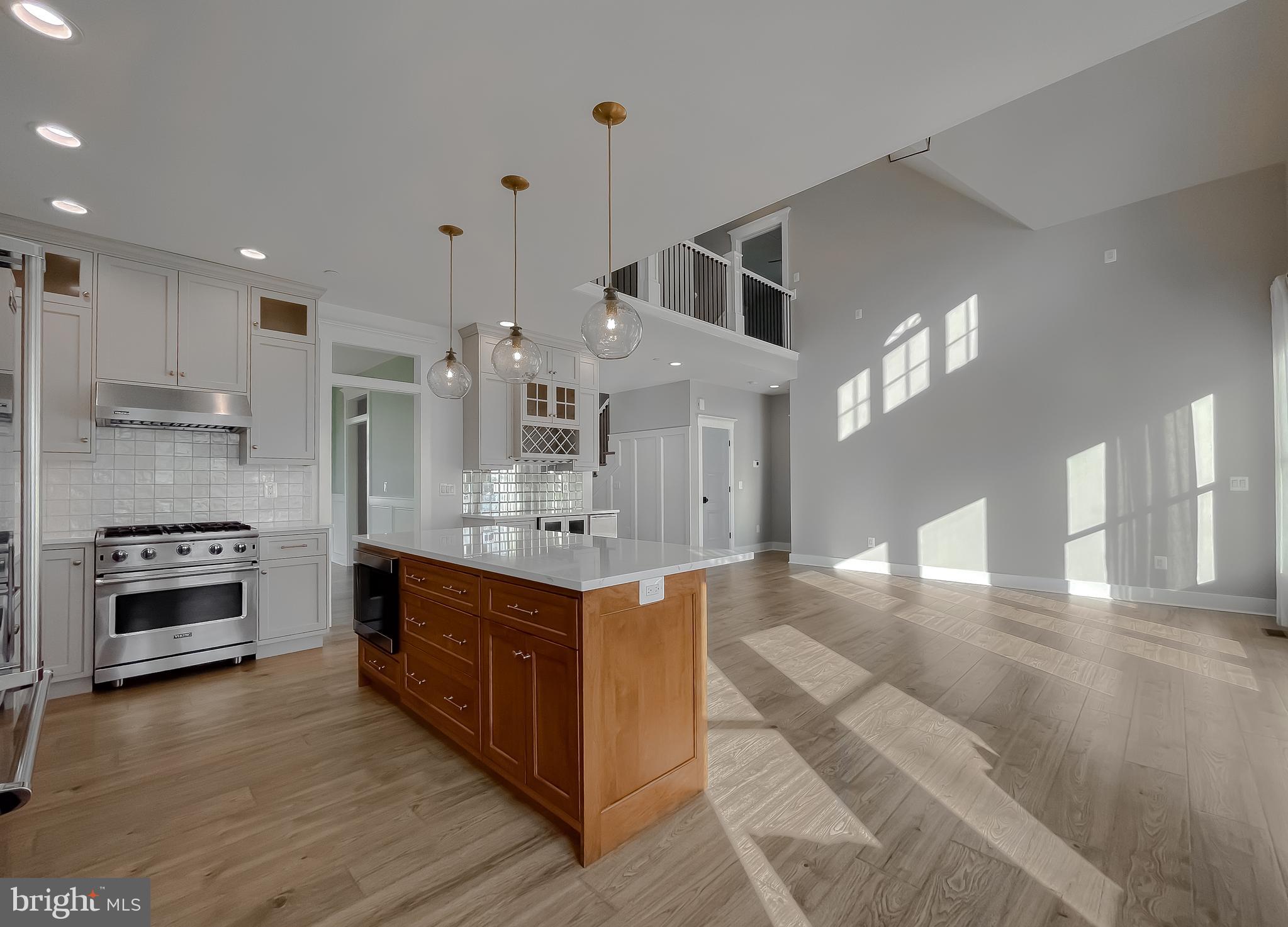 INGLESIDE - Residential Lease