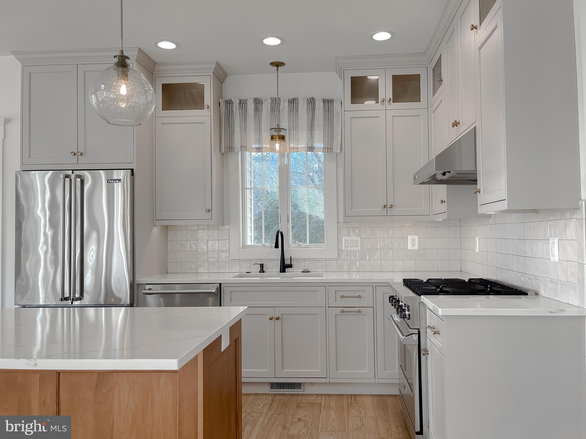 INGLESIDE - Residential Lease