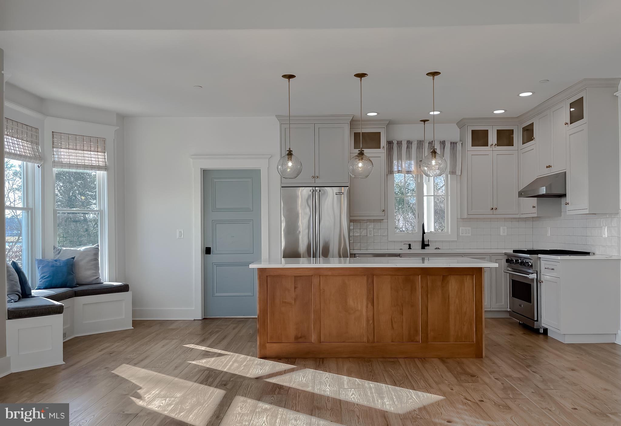 INGLESIDE - Residential Lease