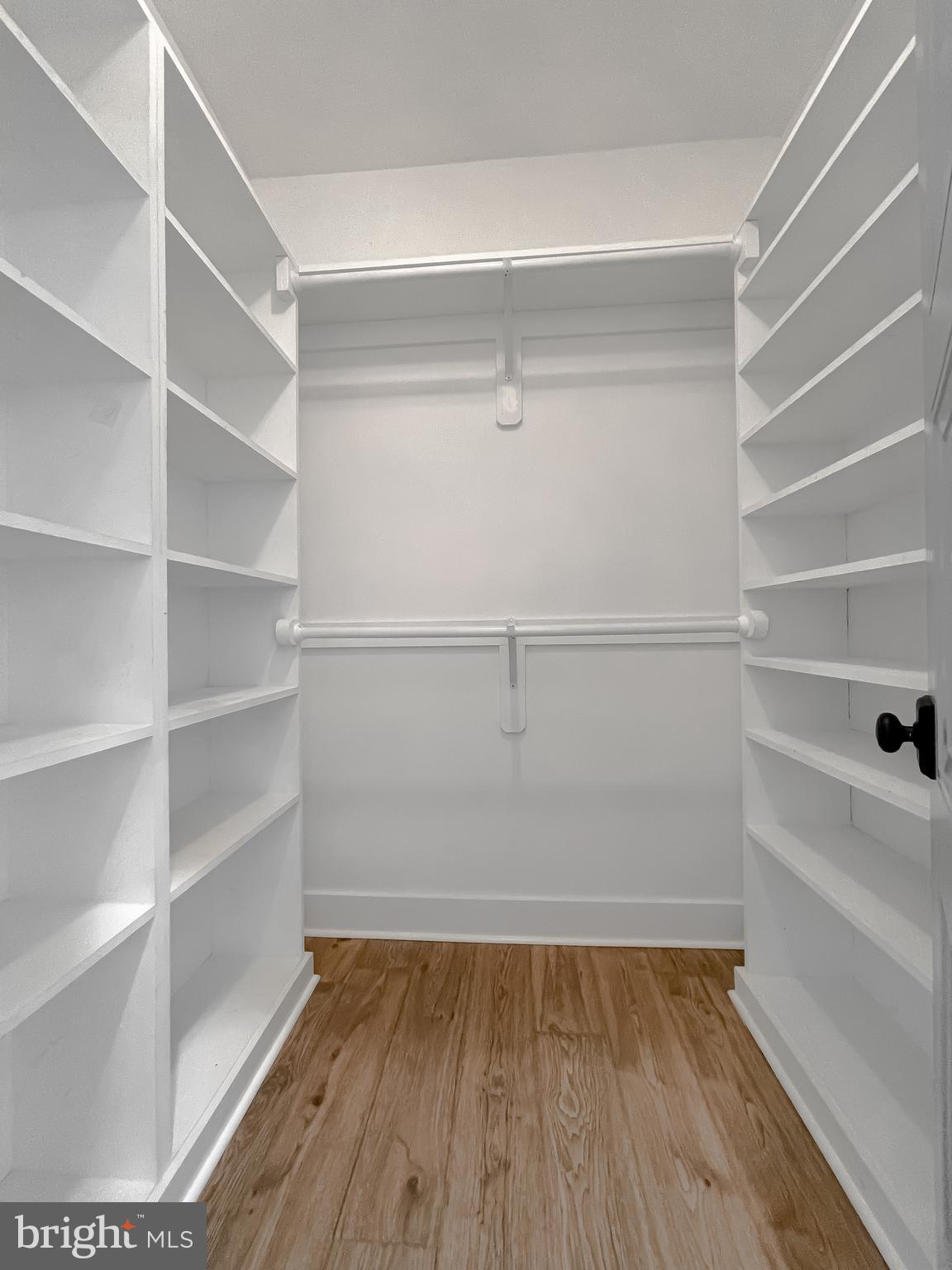 INGLESIDE - Residential Lease