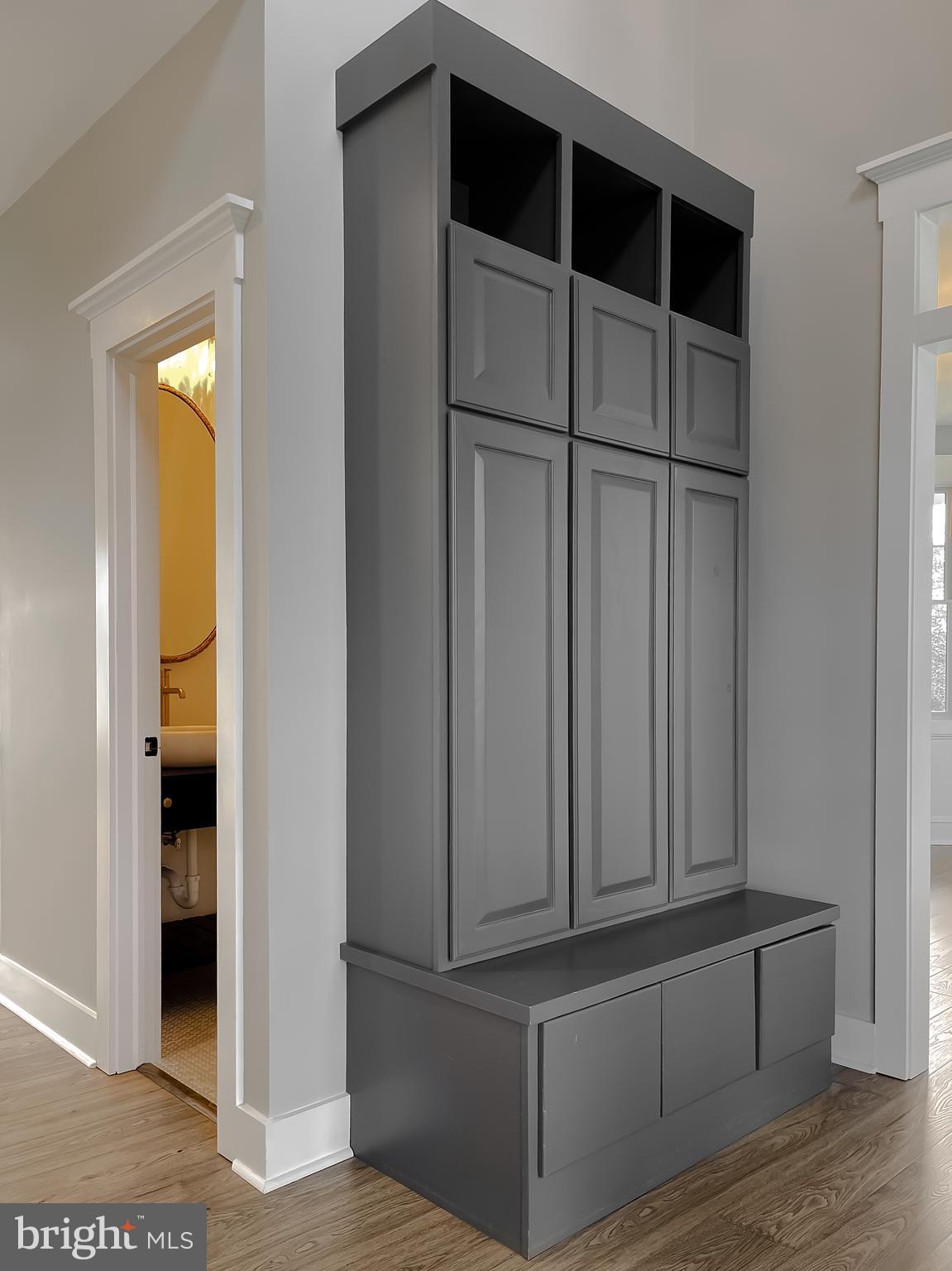 INGLESIDE - Residential Lease