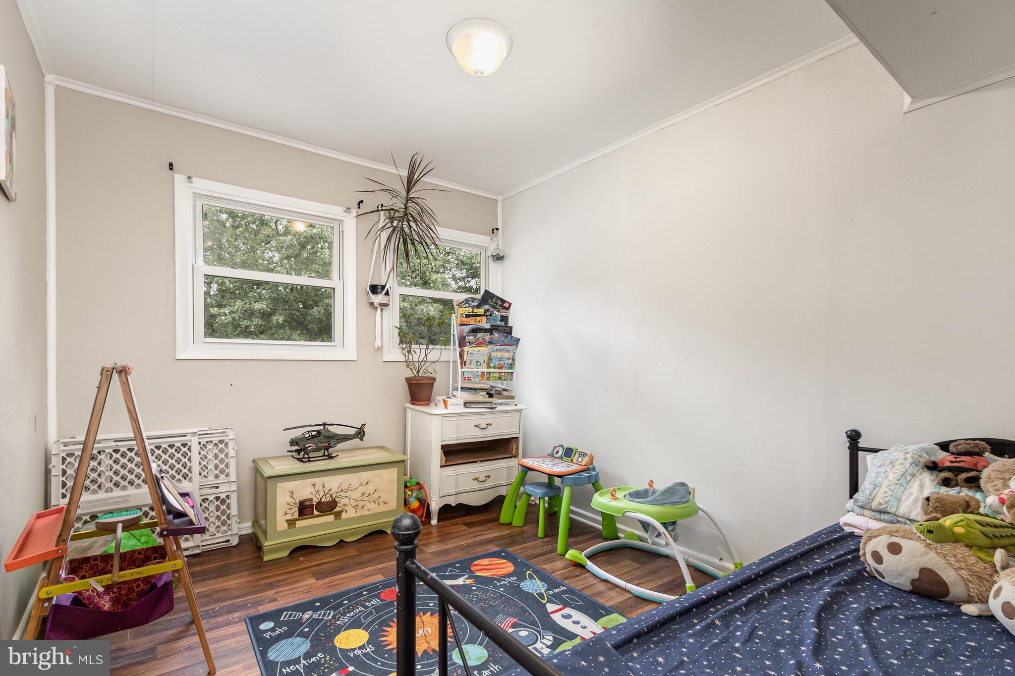 ROYAL ACRES - Residential
