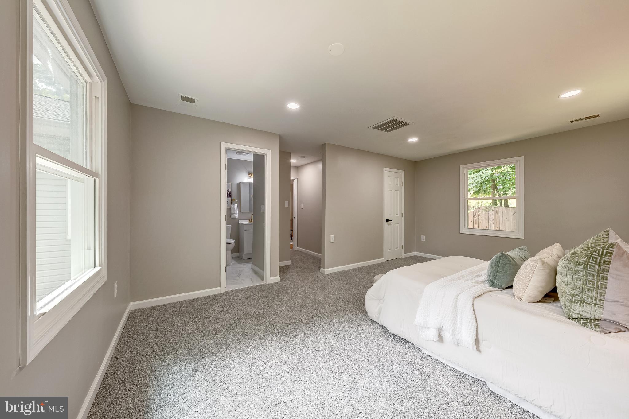 WOODMOOR - Residential