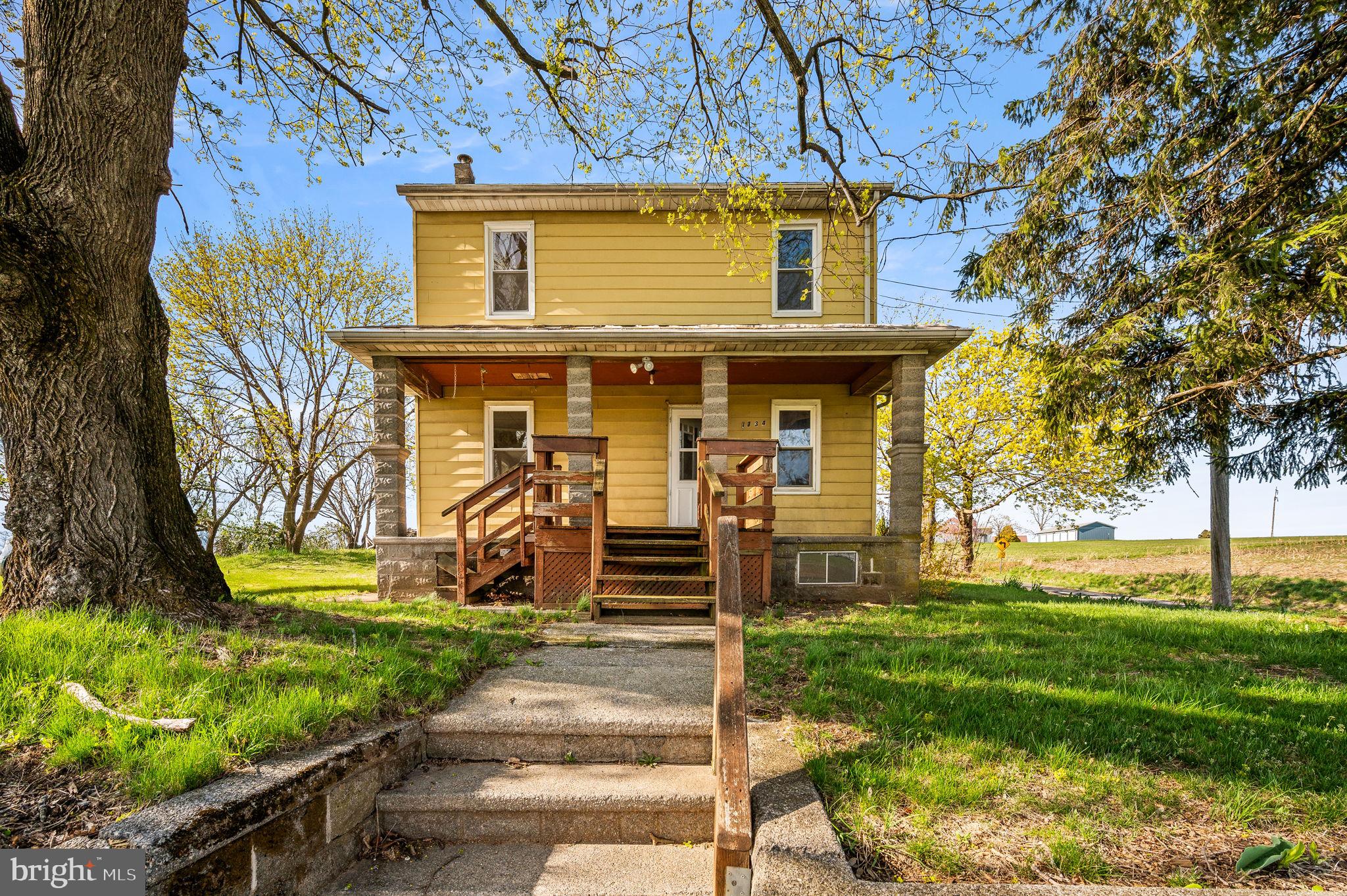 Welcome to 1734 Windsor Castle Road in the Hamburg School District!  This charming 3 bedroom, 1 full bath home sits on a sprawling 5.5 acres!  Also, you will find a LARGE oversized detached garage.  Same owners since 1973.  Don't miss out on this wonderful opportunity to make this diamond shine again! Endless possibilities!  Schedule your showing today!