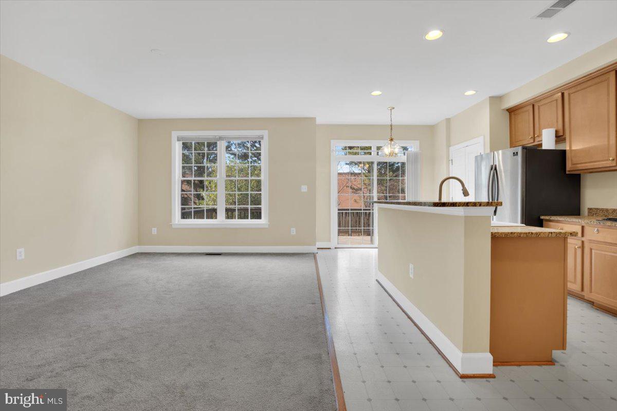VILLAGE AT HERNDON MILLS - Residential Lease