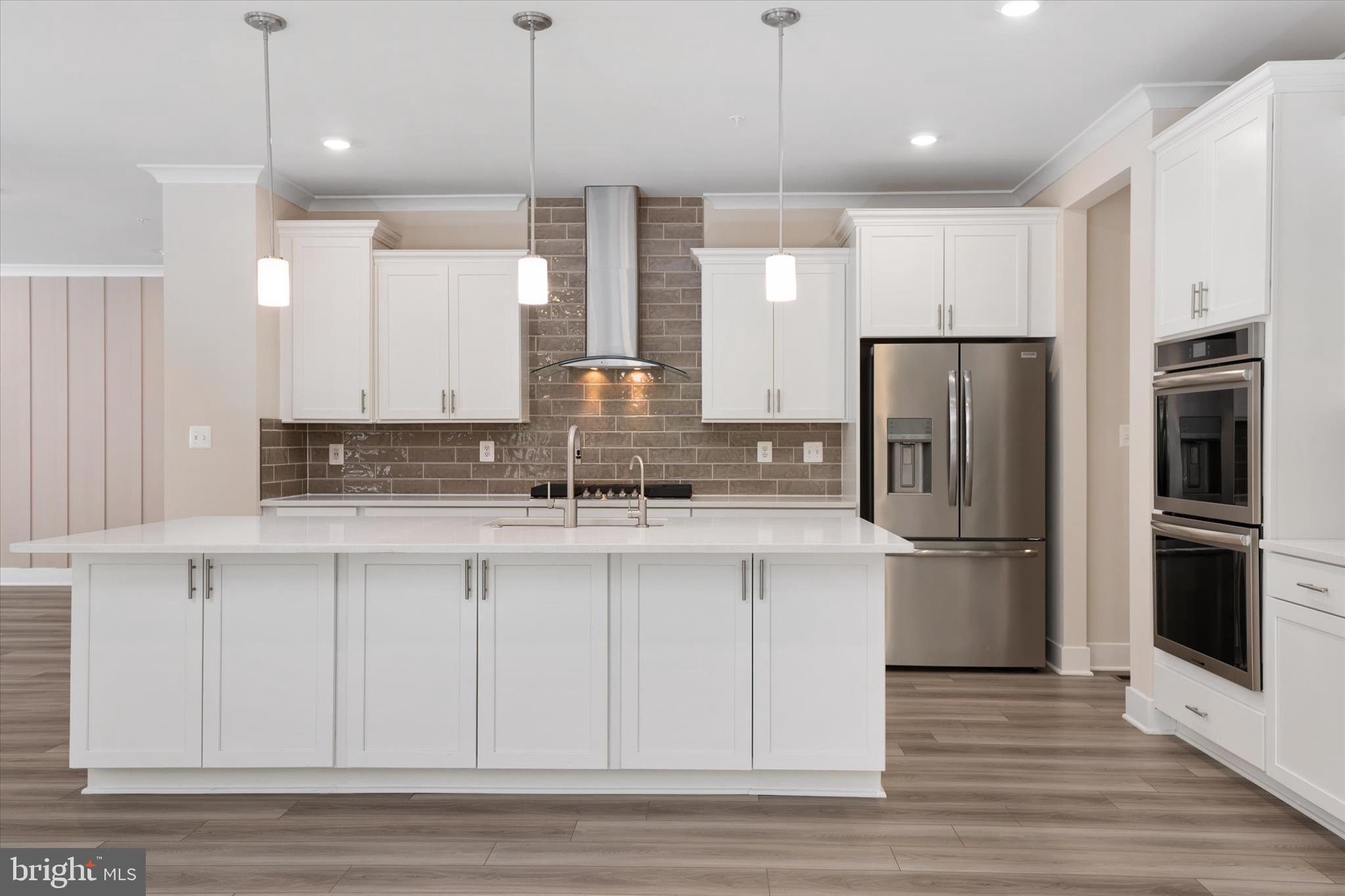 PARKSIDE PRESERVE - Residential
