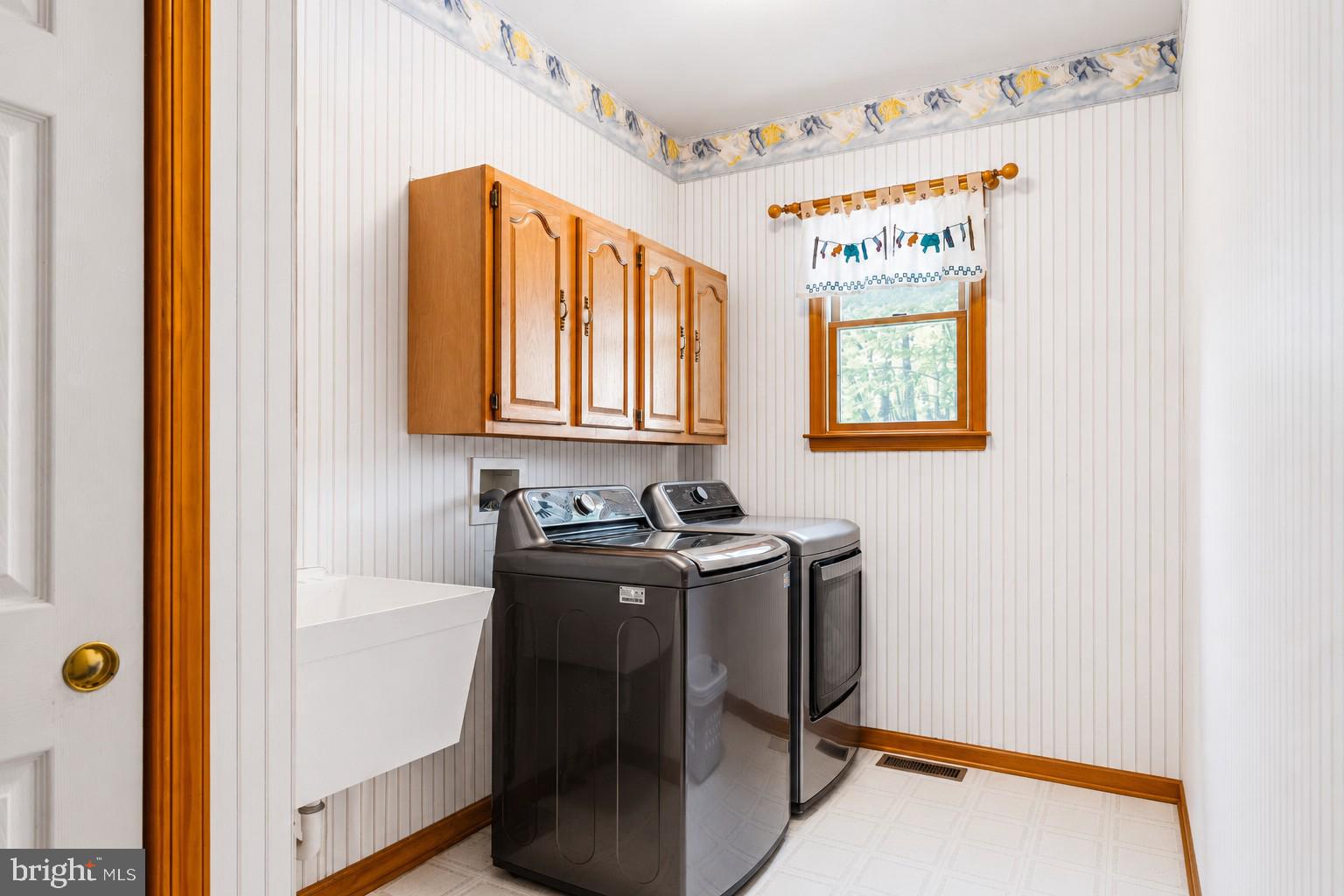 WHITAKER WOODS - Residential