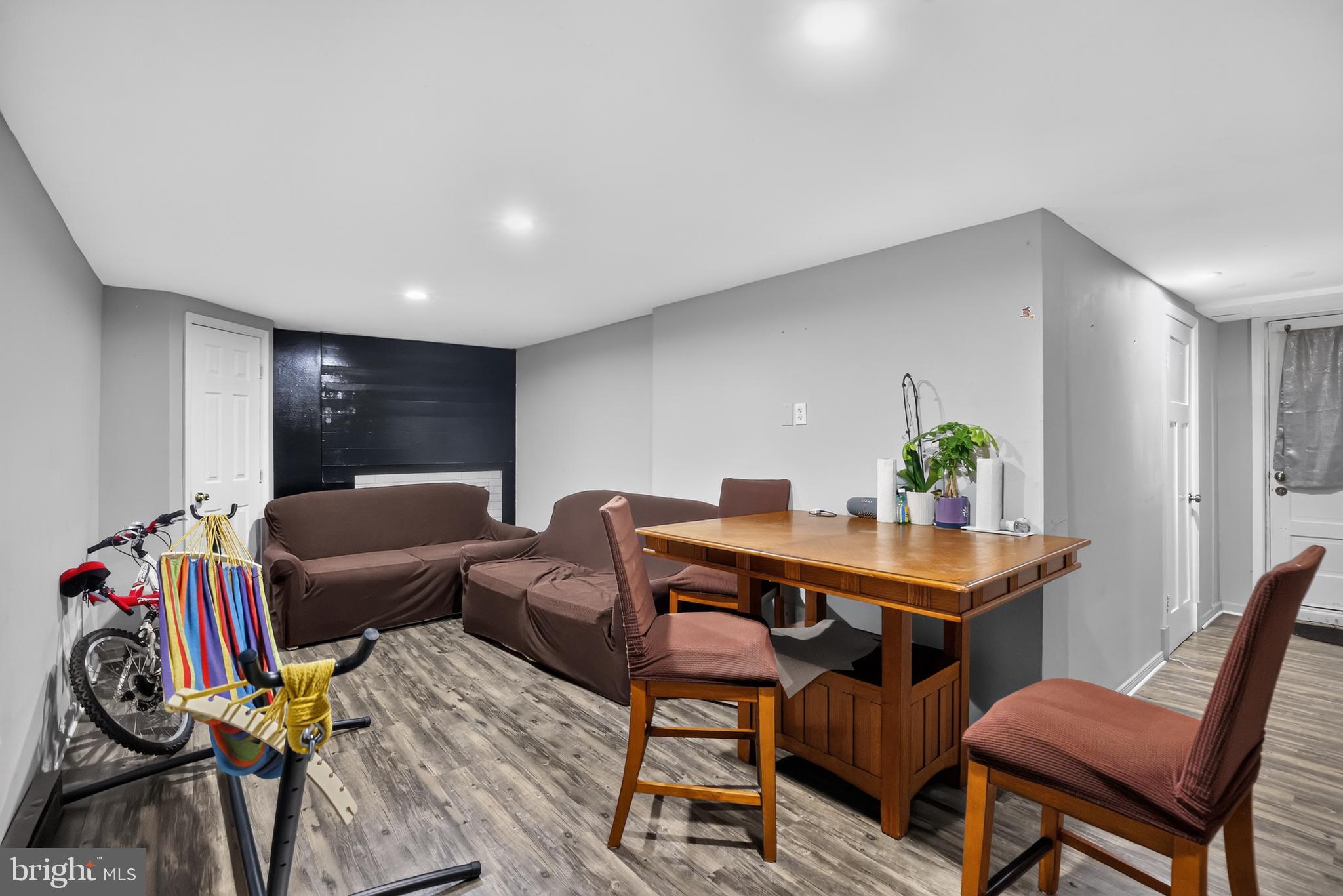 ESSEX - Residential