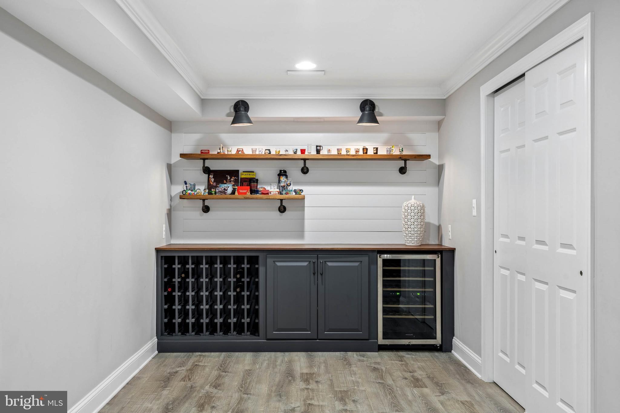 HUNT VALLEY CHASE - Residential