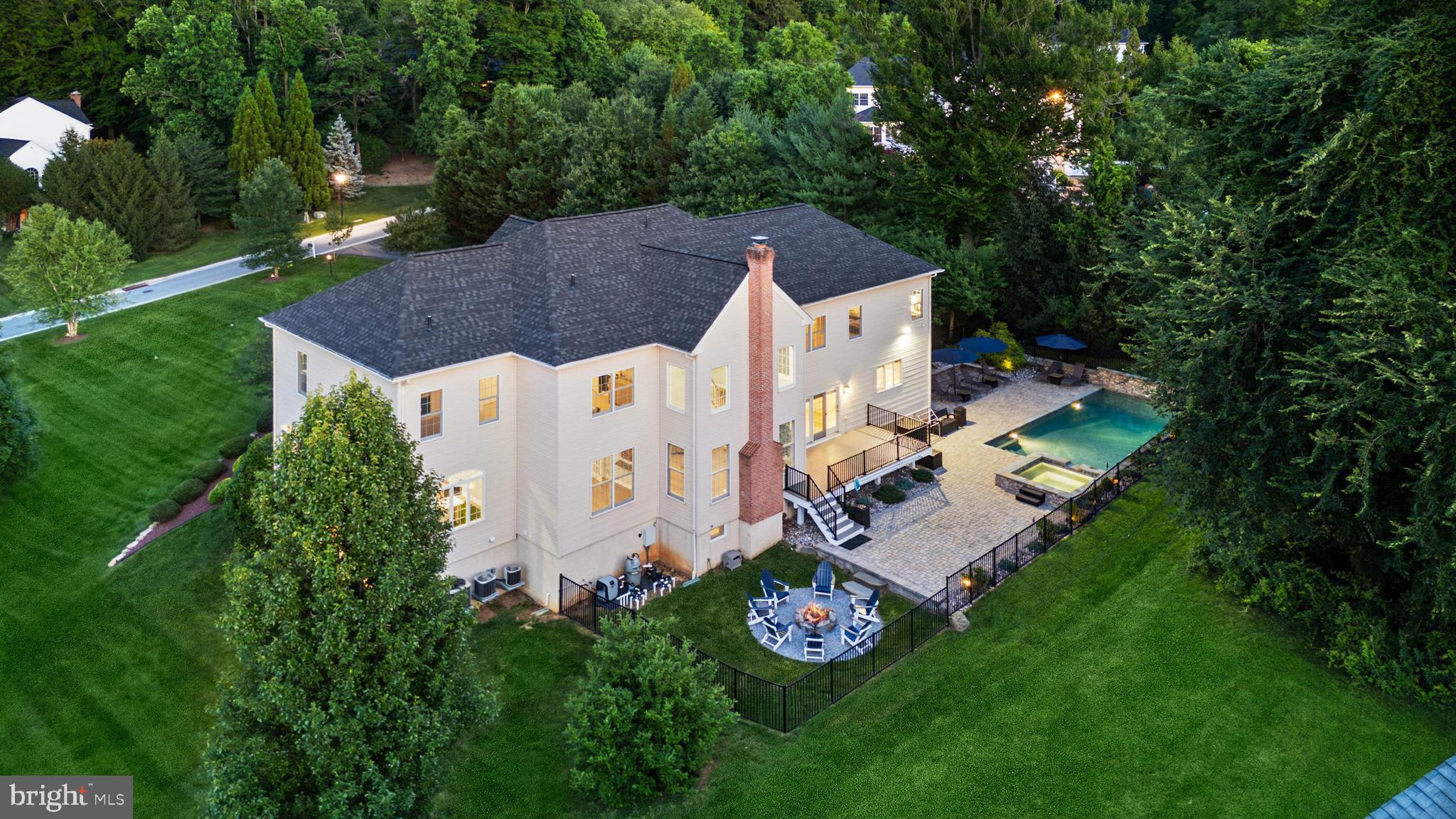 HUNT VALLEY CHASE - Residential