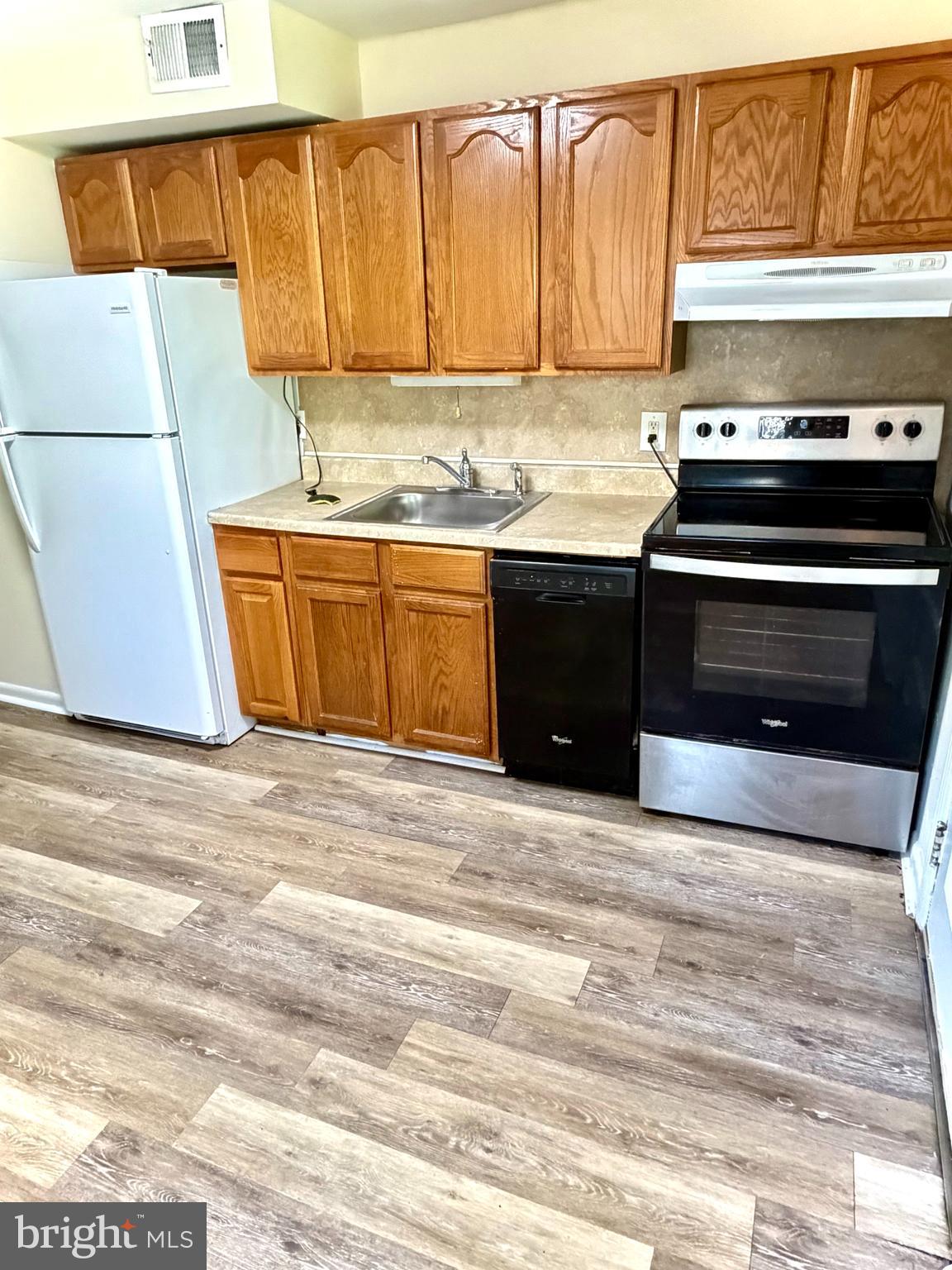 HUNTINGDON VALLEY - Residential