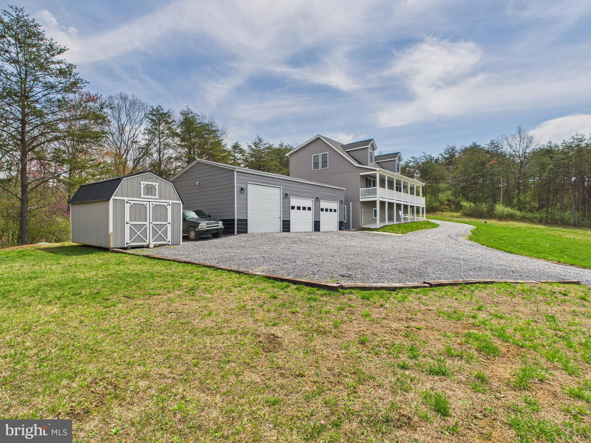 CLIFTON HILLS - Residential