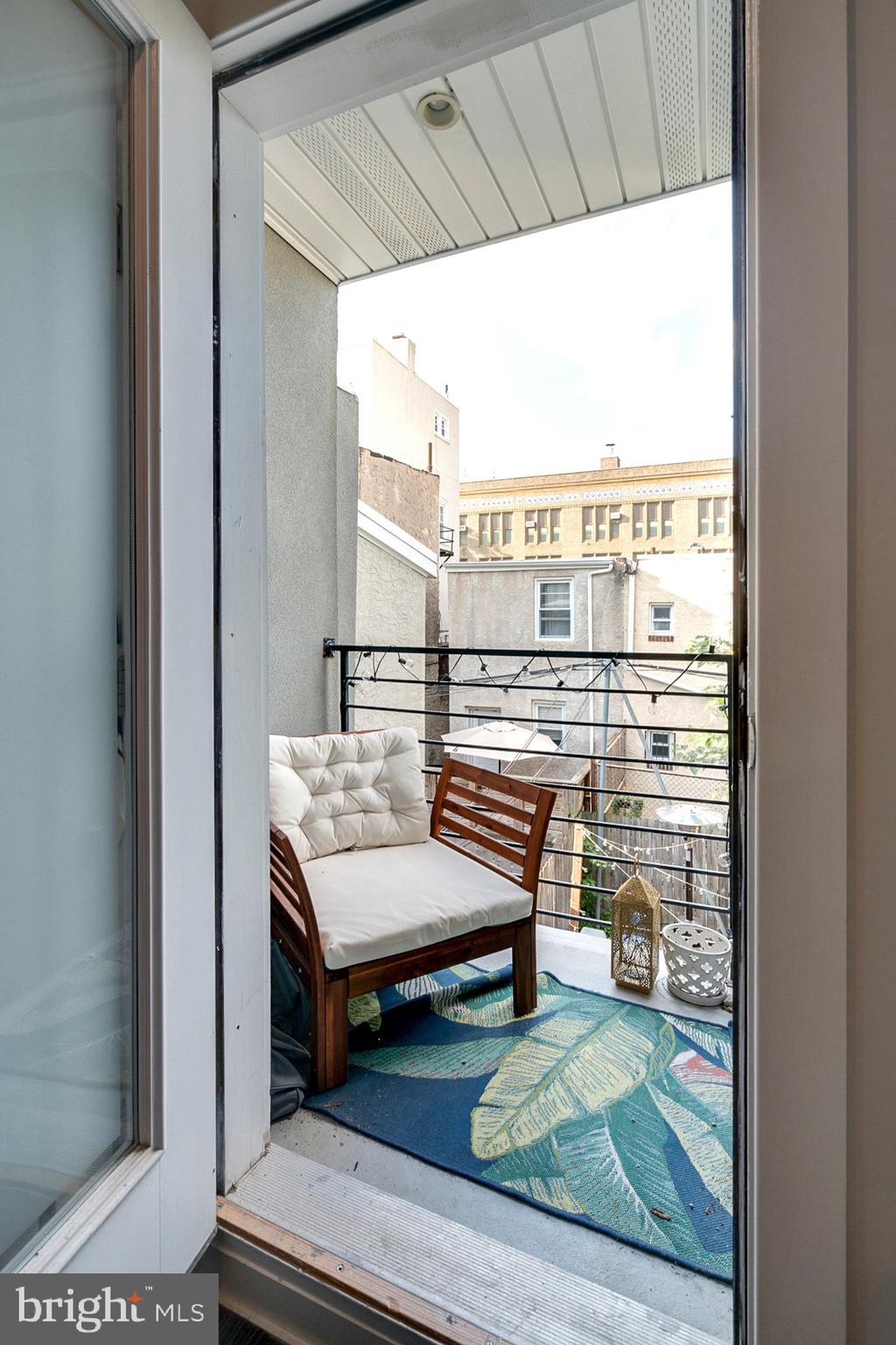 GRADUATE HOSPITAL - Residential Income
