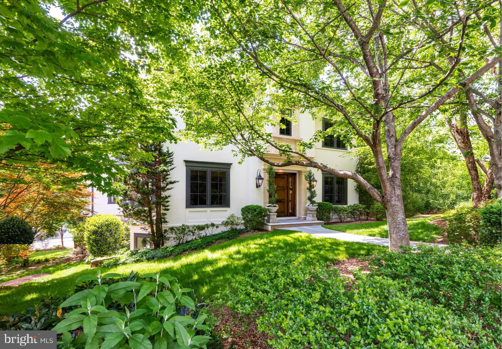PHILLIPS PARK - Residential