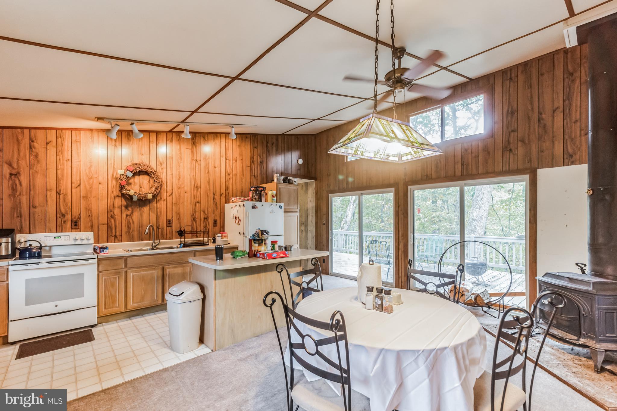WIND IN THE WILLOWS - Residential