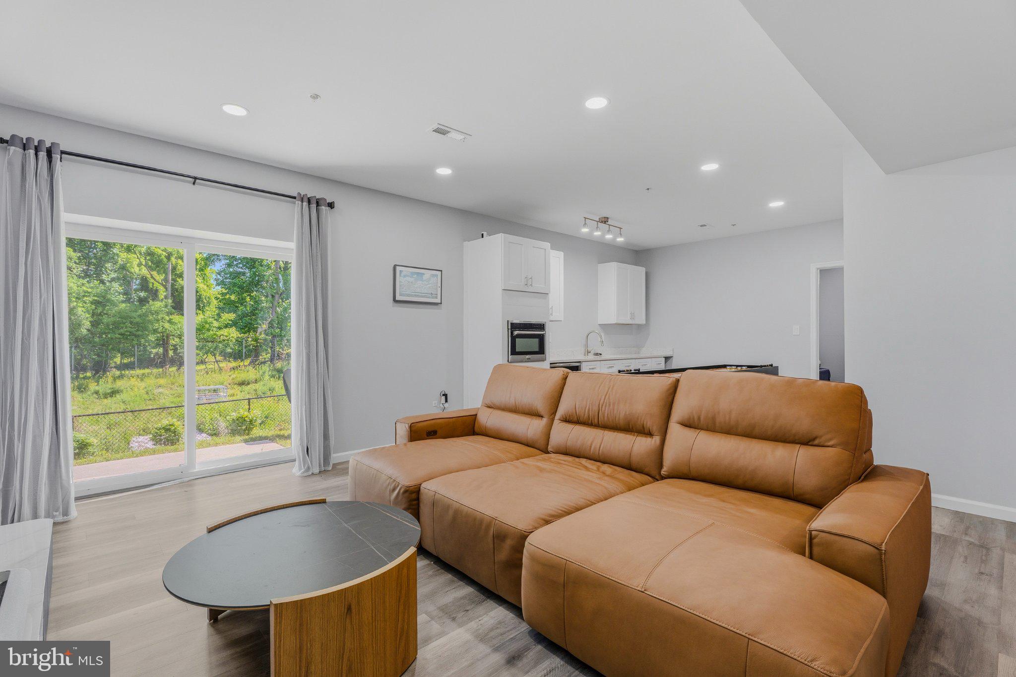 RIDGE - Residential