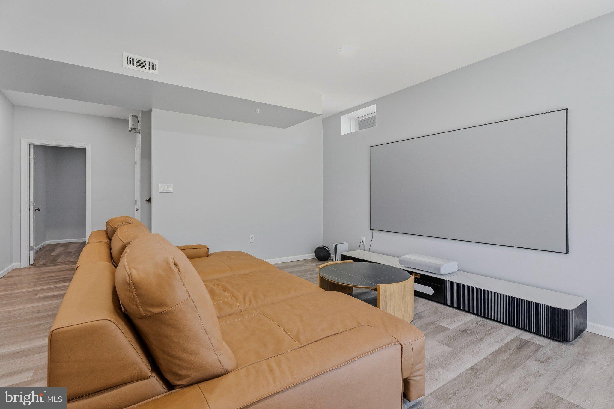 RIDGE - Residential