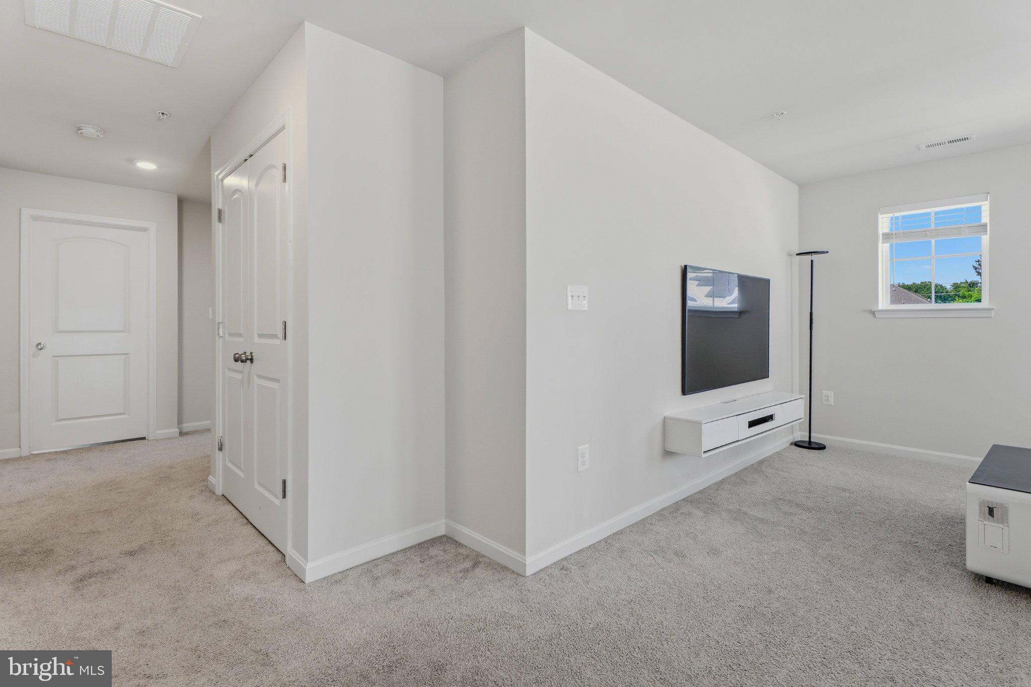 RIDGE - Residential